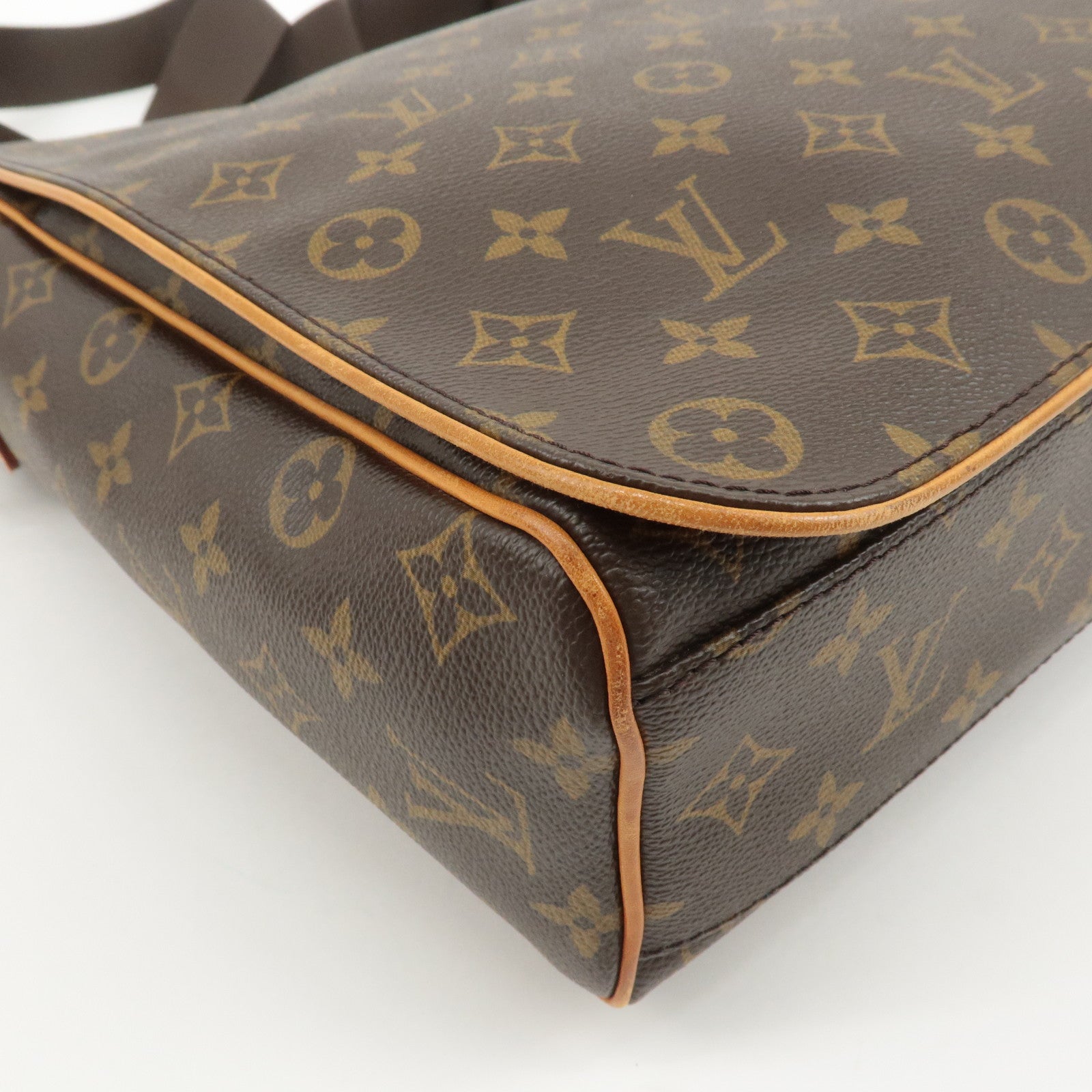 Louis Vuitton Monogram Abbesses Messenger Bag Hand Bag M45257 Used