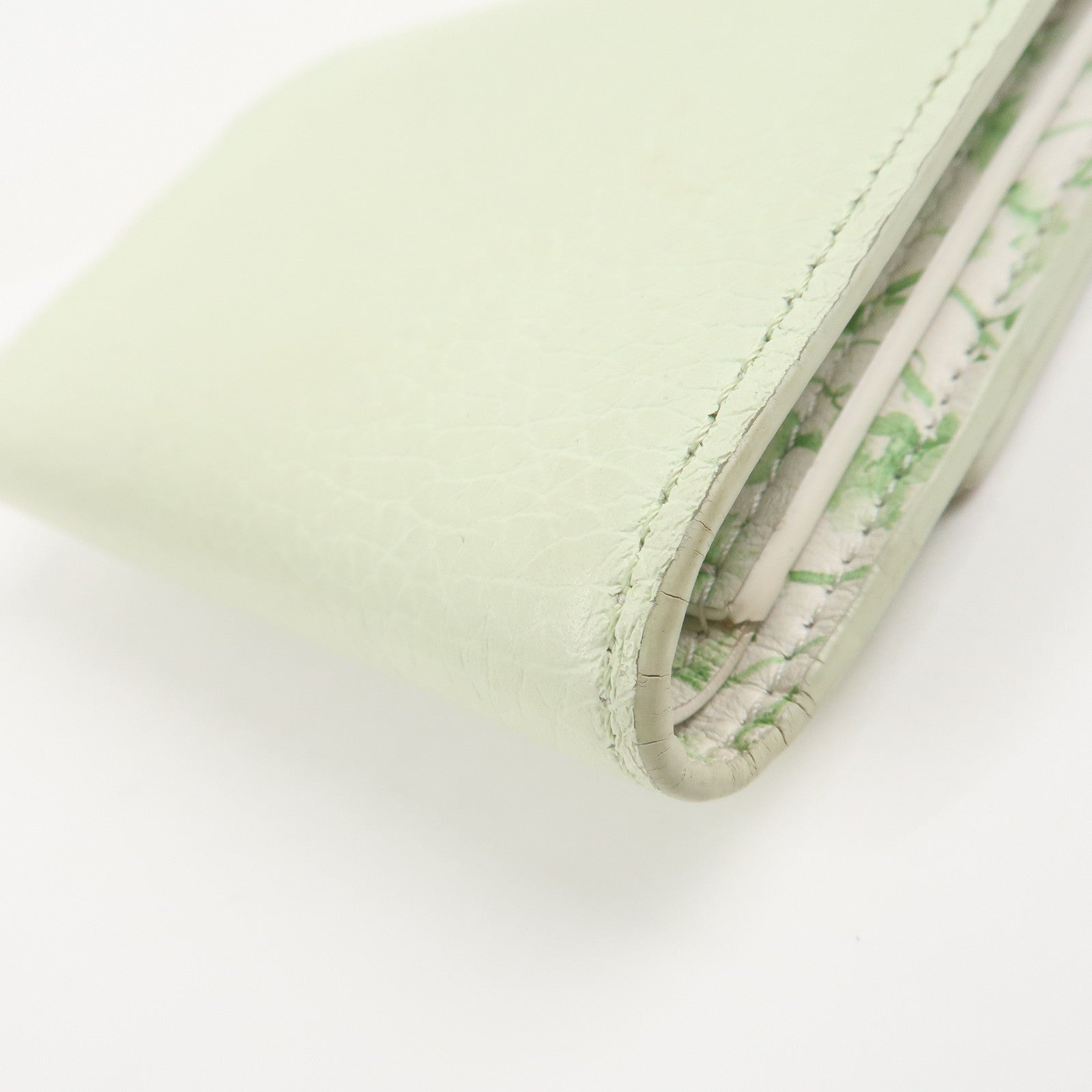 Louis Vuitton Lock Me Portefeuille Capucines Compact Wallet M82009 Used