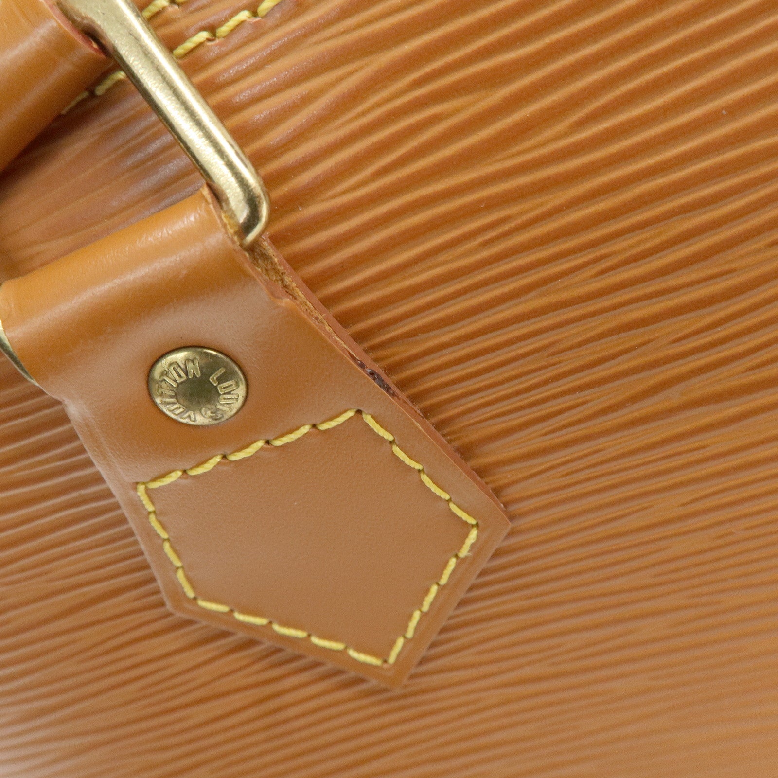 Louis Vuitton Epi Alma Leather Hand Bag Zipang Gold M52148 Used