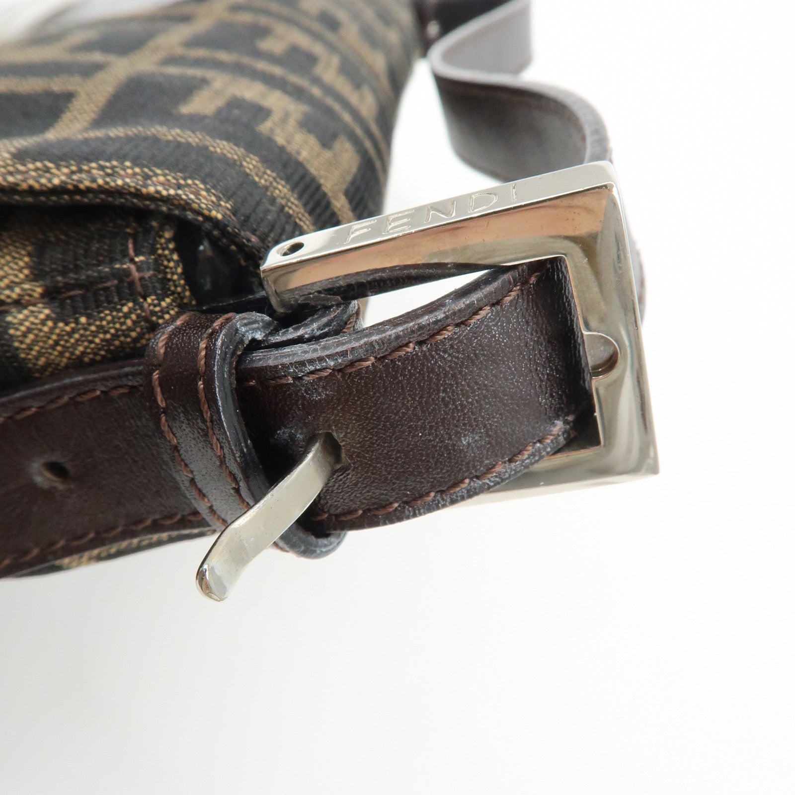 FENDI Mamma Baguette Zucca Canvas Leather Shoulder Bag 26424 Used