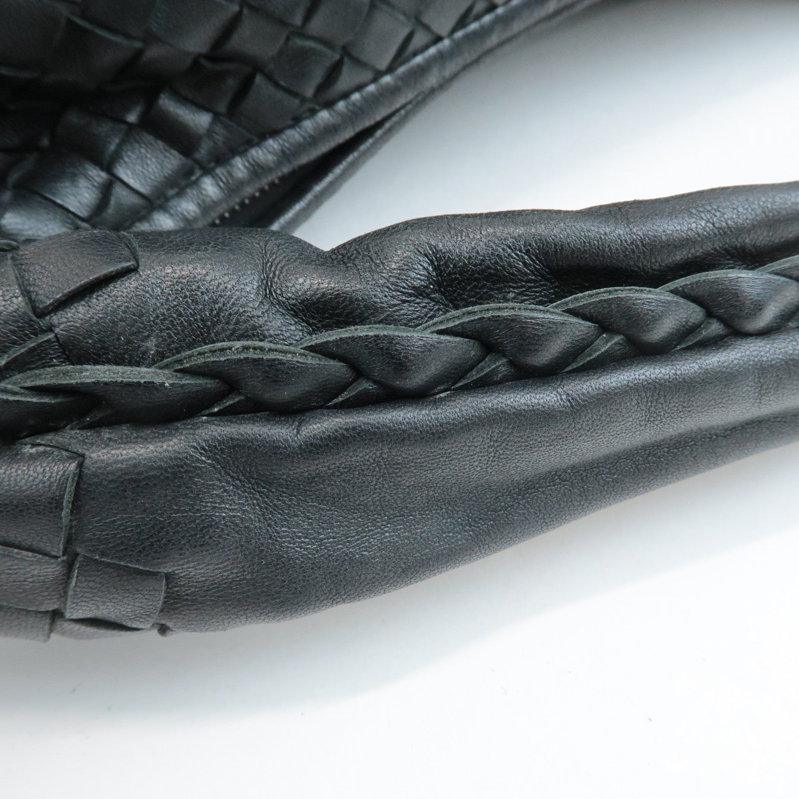 BOTTEGA VENETA Intrecciato Leather Shoulder Bag Black 232499 Used
