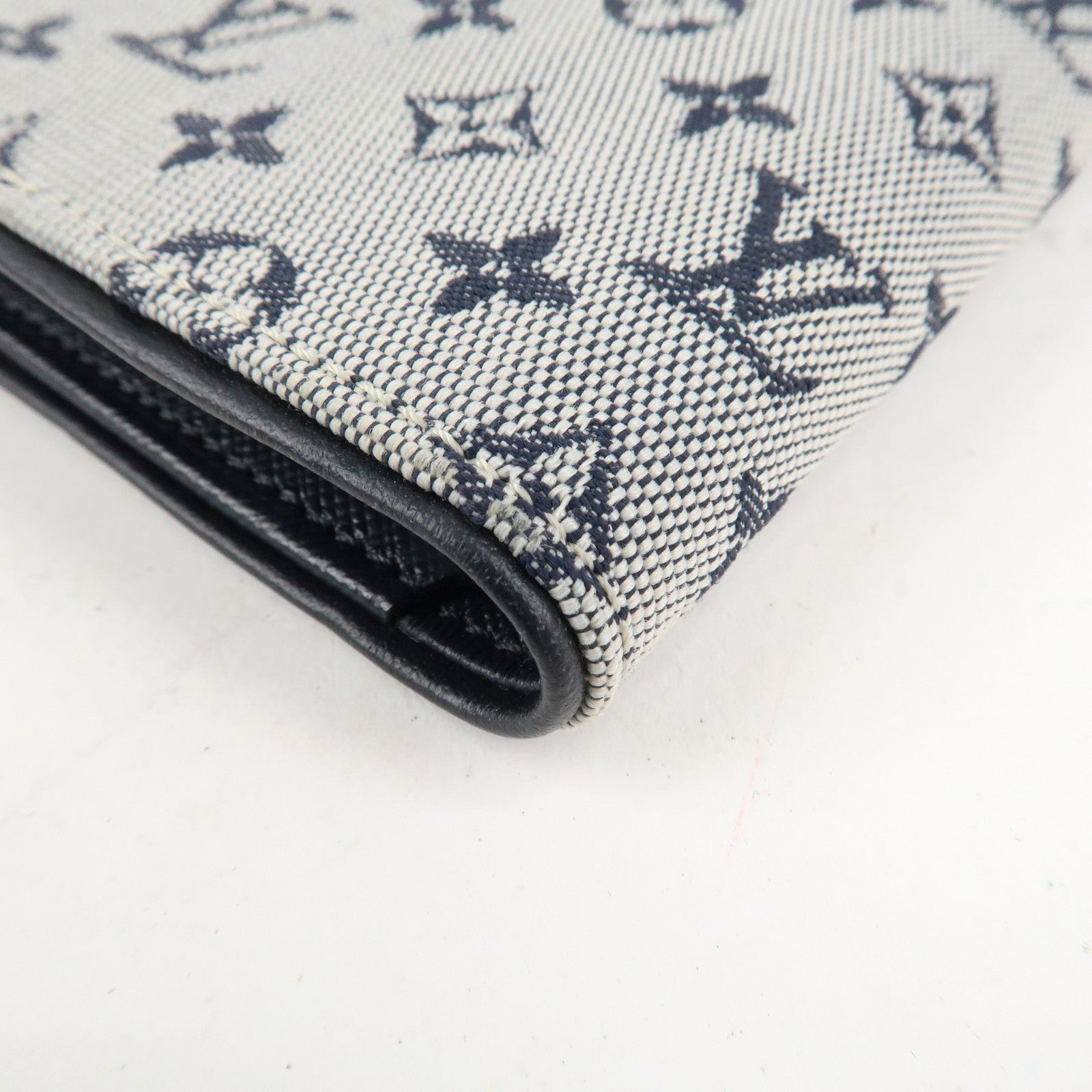 Louis Vuitton Monogram Porte Billet Carte Credit Monnaie M92239 Used