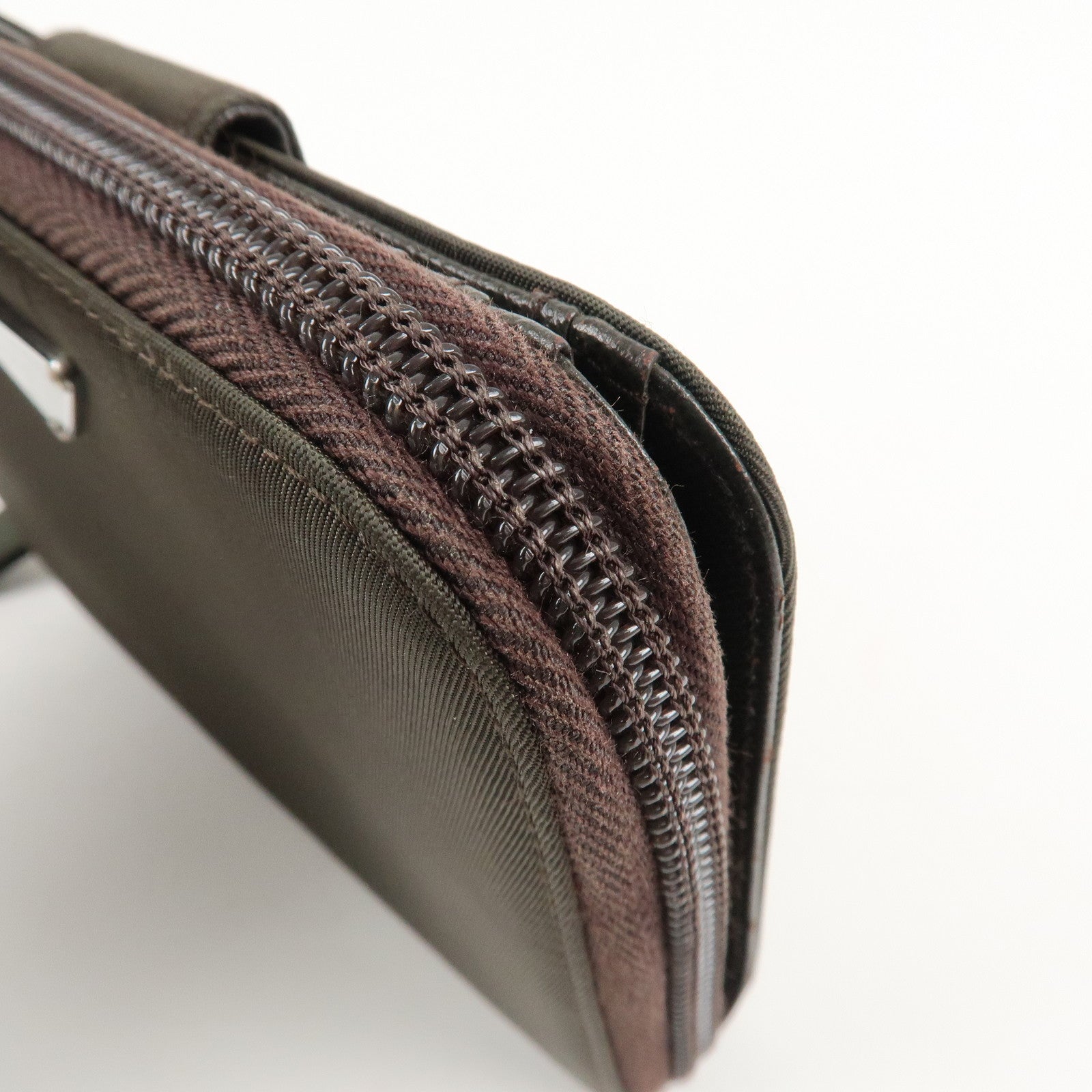 PRADA Logo Leather Bi-Fold Wallet Small Wallet Khaki Used