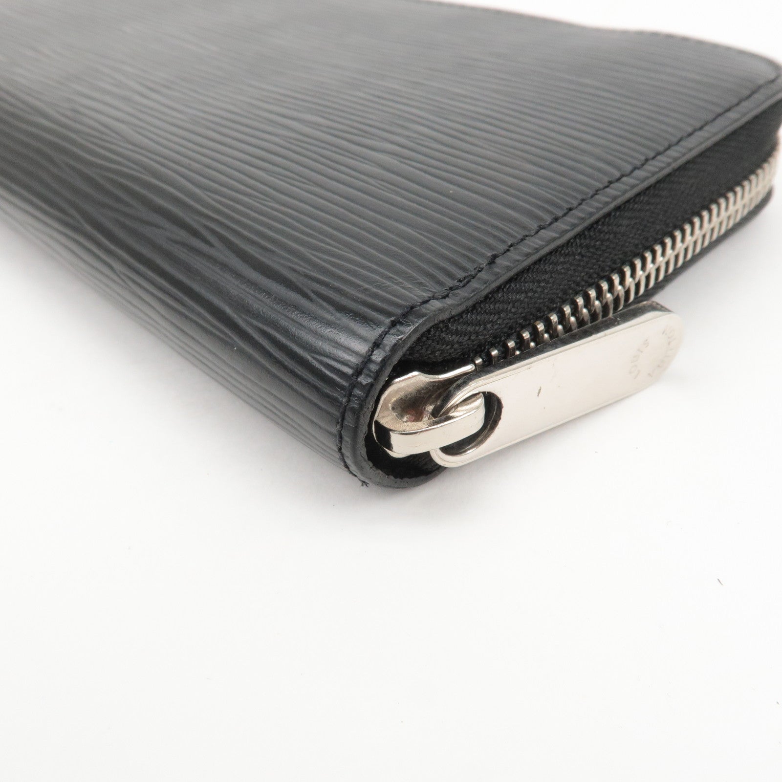 Louis Vuitton Epi Zippy Wallet Zip Around Wallet Noir M61857 Used
