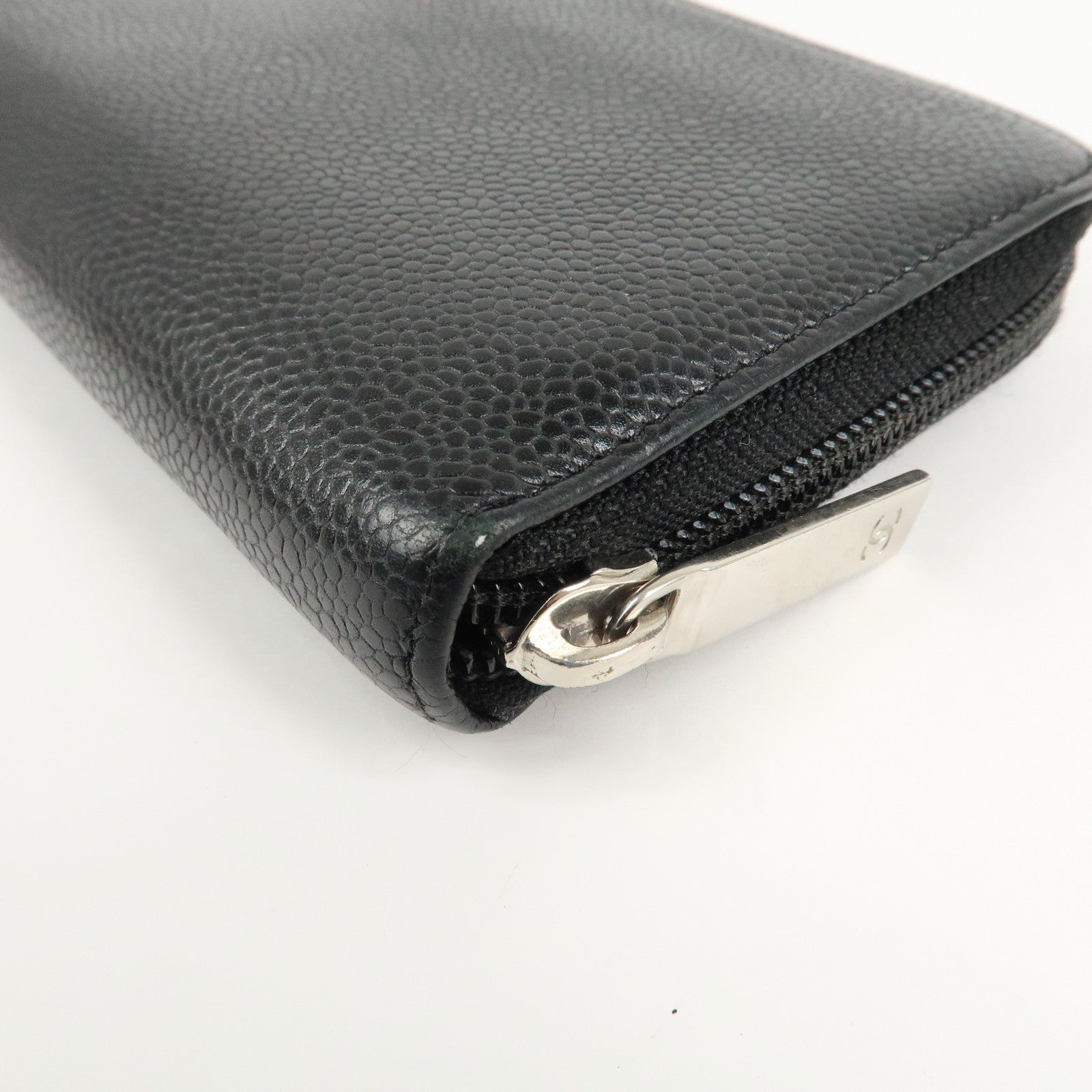 CHANEL Caviar Skin Zip Around Long Wallet Black A50071 Used