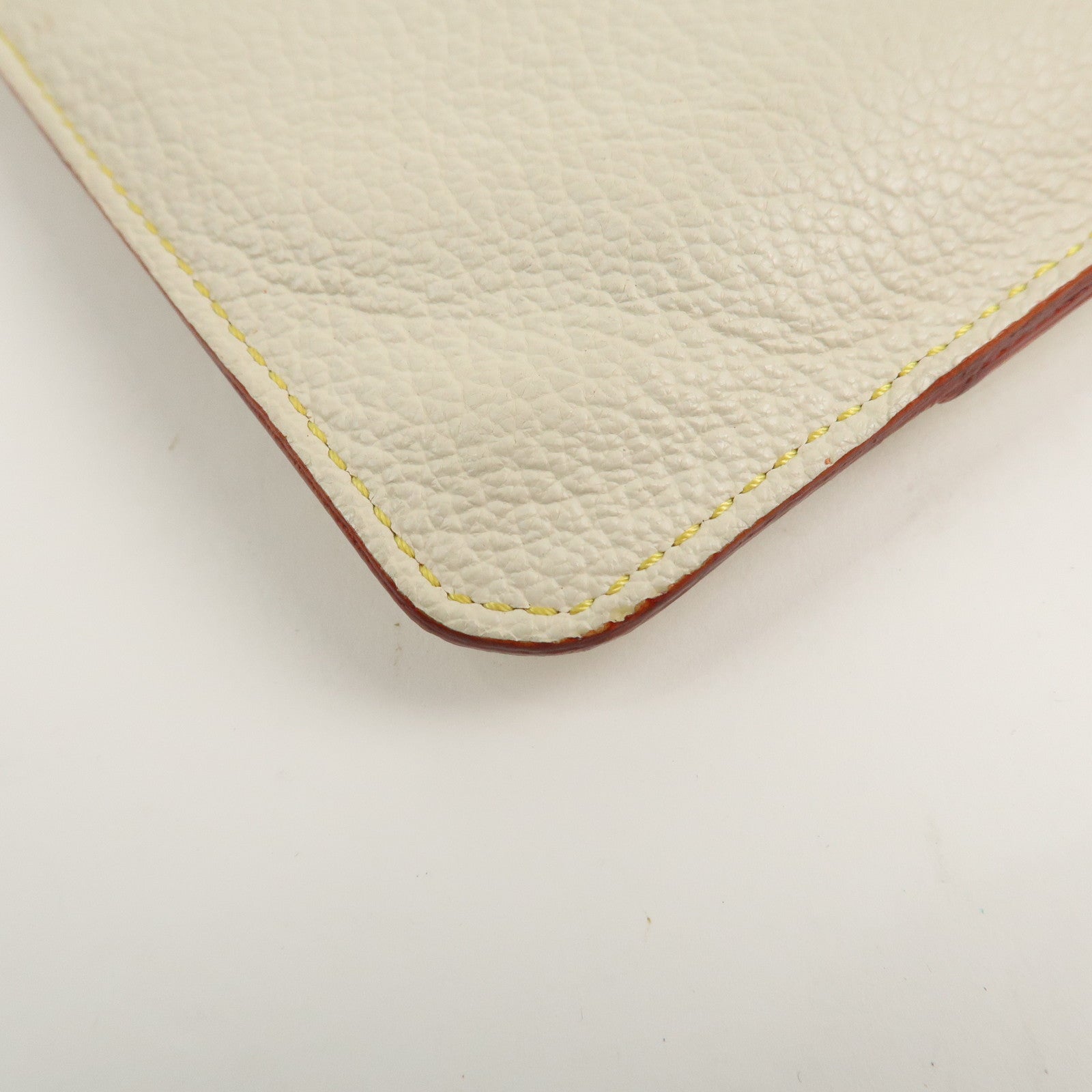 Louis Vuitton Suhari Inséparable Pouch Blanc M91937 Used