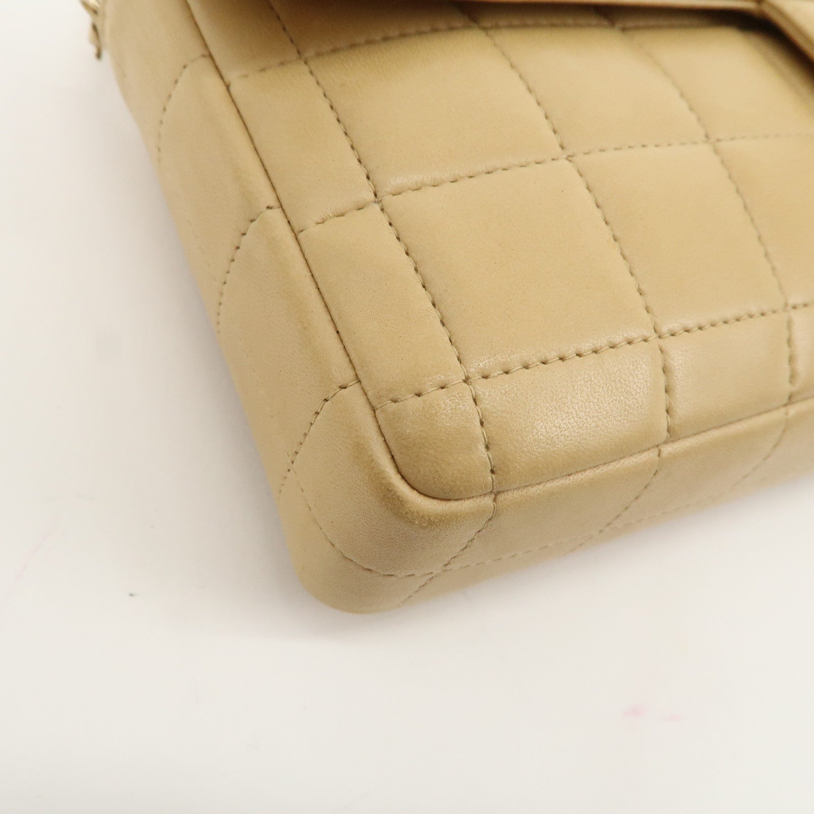 CHANEL Chocolate Bar Lamb Skin Chain Shoulder Bag Beige A15316 Used