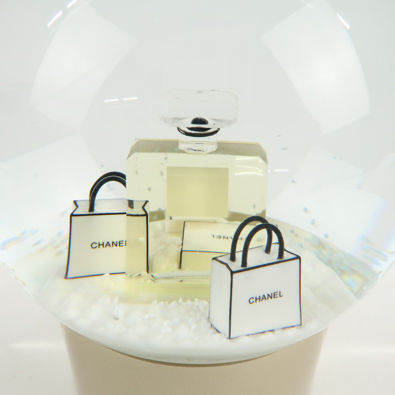 CHANEL No.5 Glass Snow Globe Snow Dome 2015 Novelty White Gold Used
