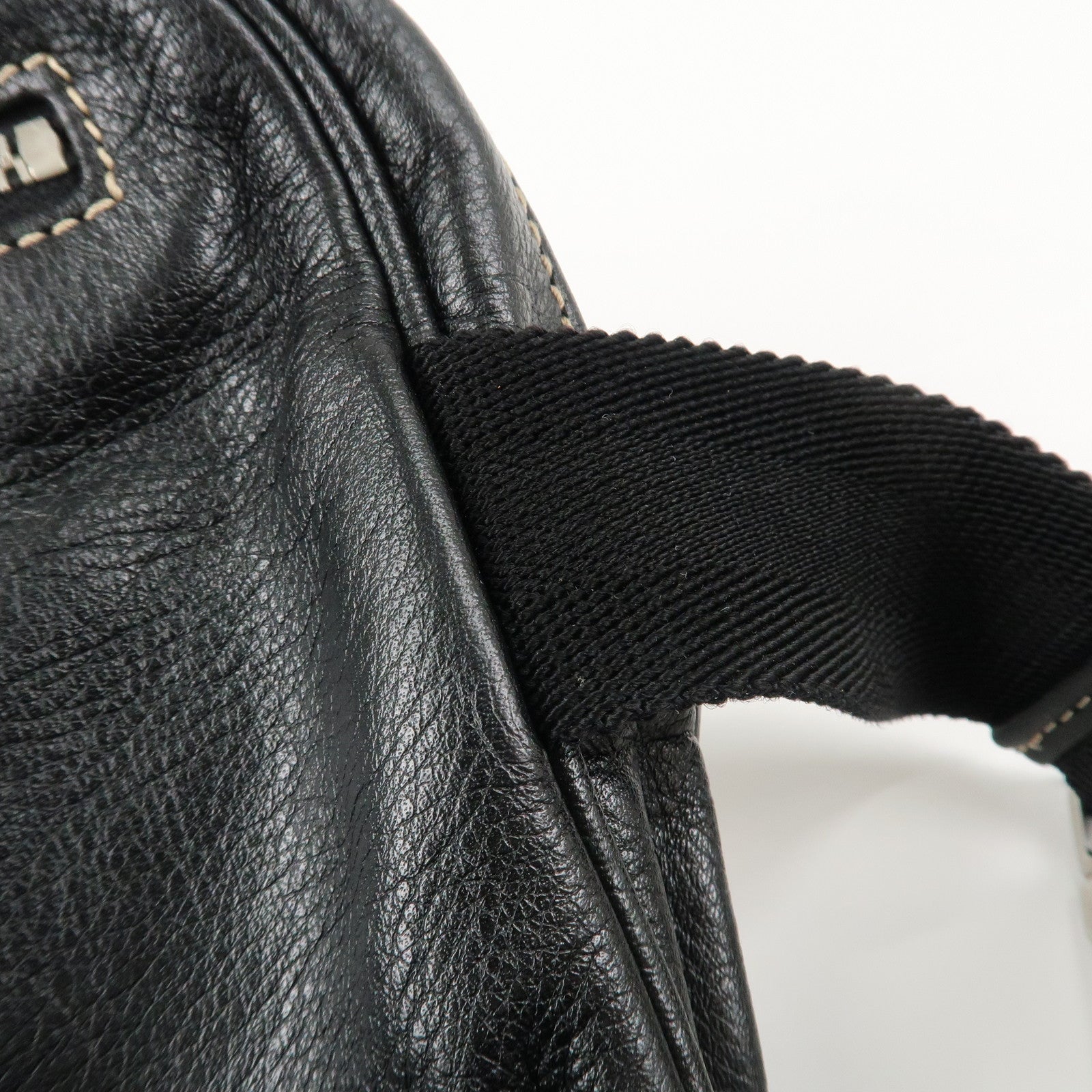 GUCCI Leather Nylon Waist Bag Cross Body Bag Black 201846 Used