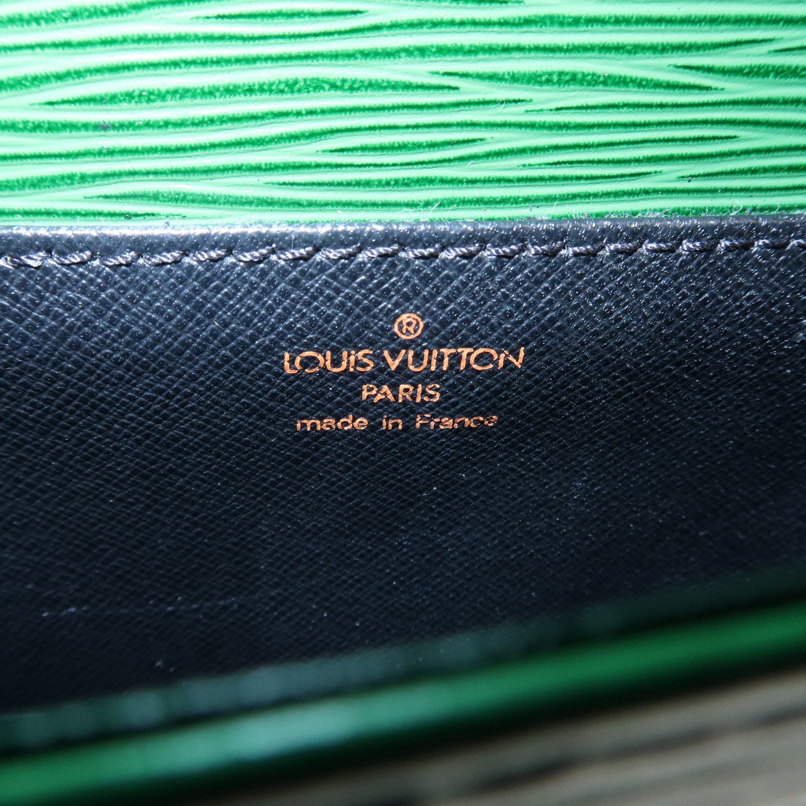 Louis Vuitton Epi Leather Mini Saint Cloud Shoulder Bag Borneo Green M52214