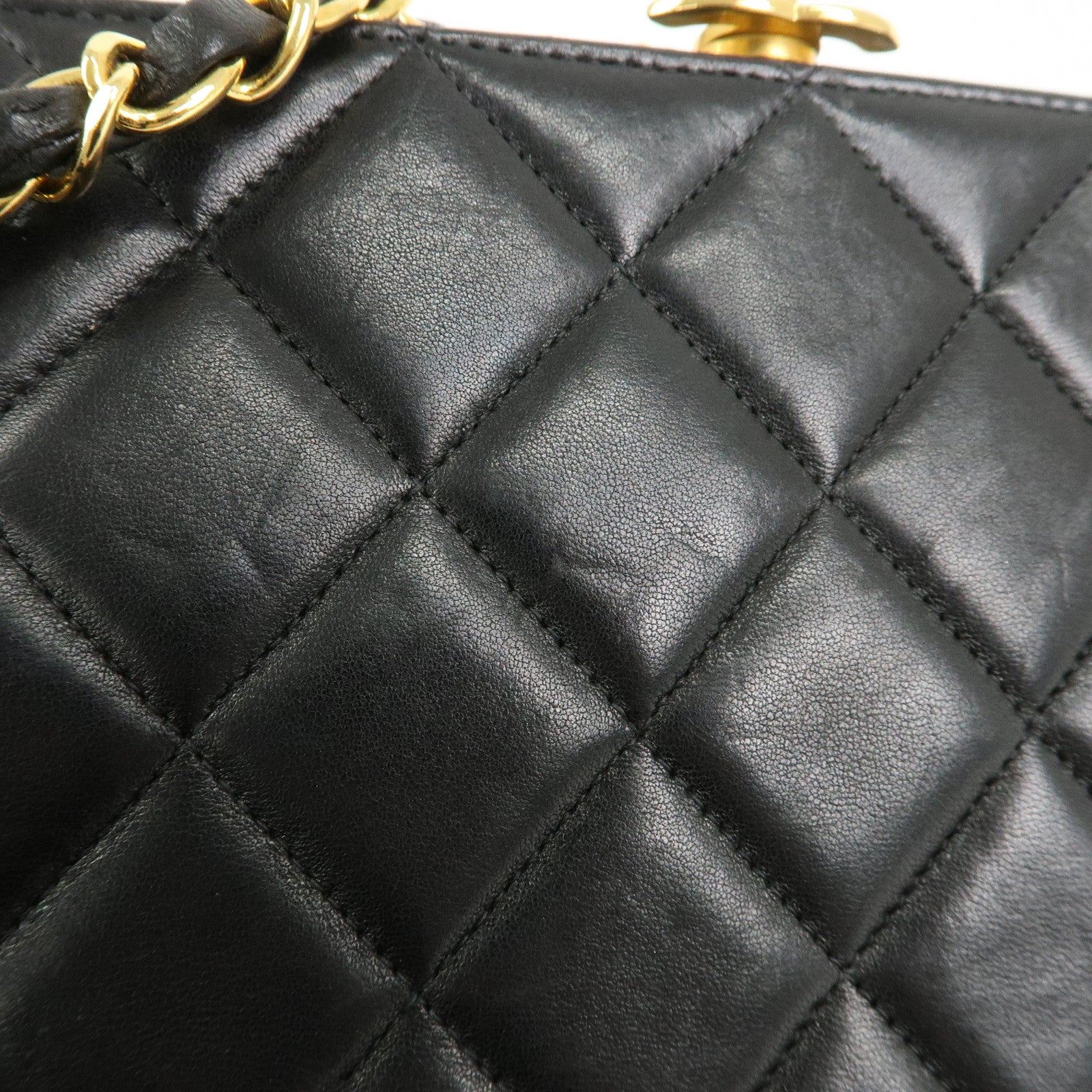 CHANEL Matelasse Lamb Skin Chain Kiss Lock Shoulder Bag Black Gold