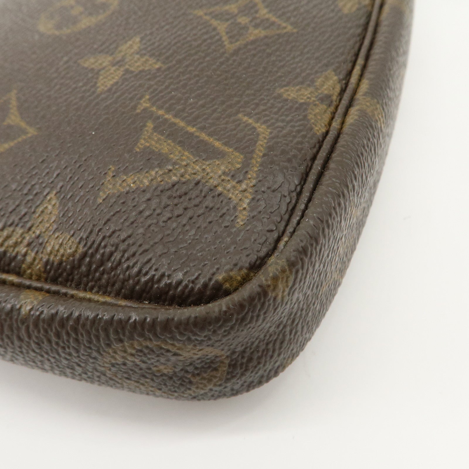 Louis Vuitton Monogram Pochette Accessoires Hand Bag Brown M51980 Used
