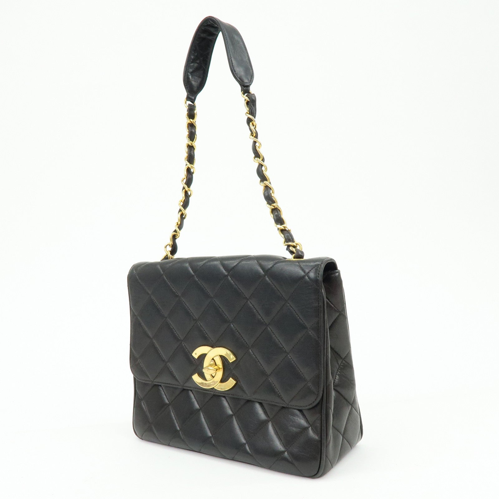 CHANEL Matelasse Lamb Skin Chain Flap Shoulder Bag Black