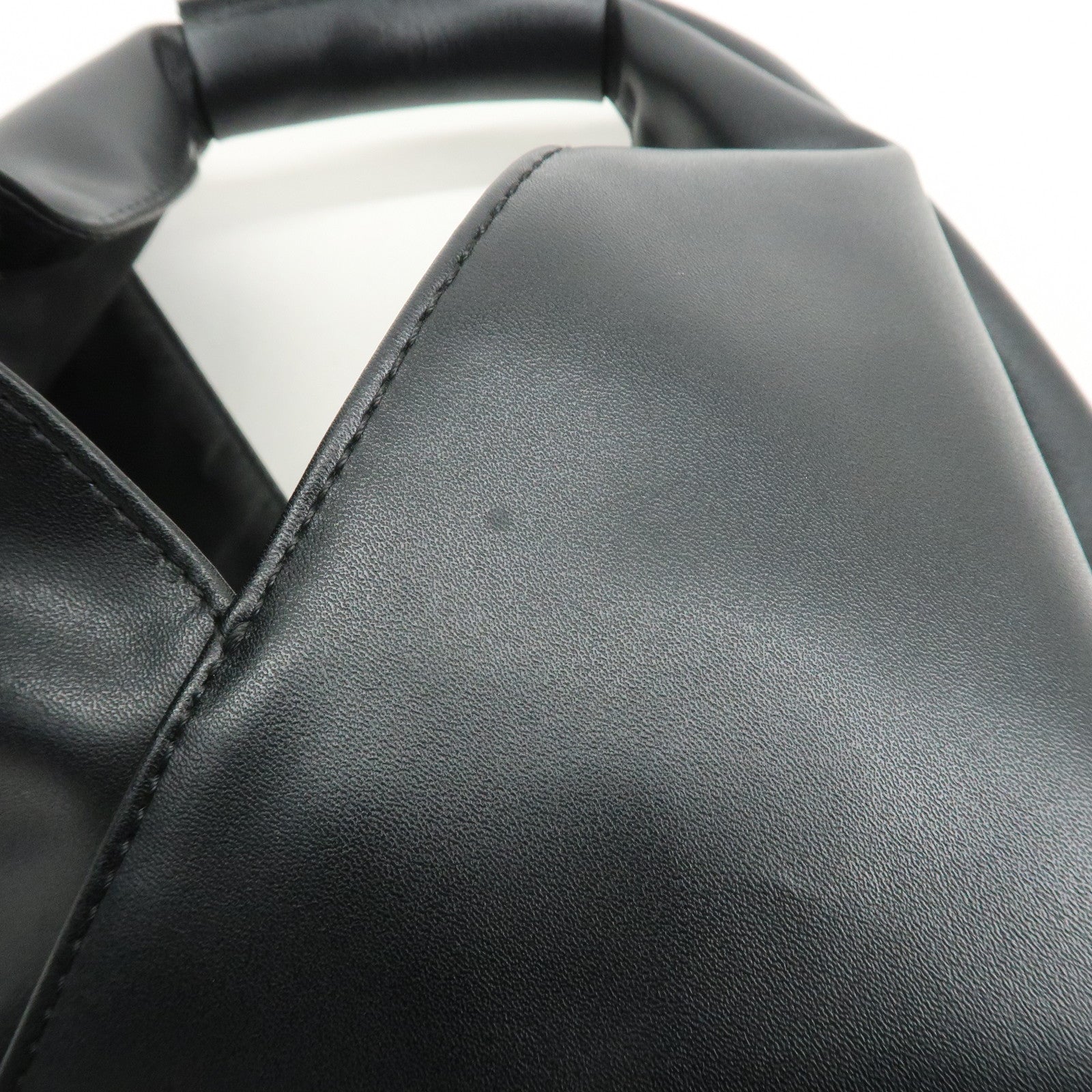 Maison Margiela Japanese Hand Bag Medium Black 25FWD0039P4344