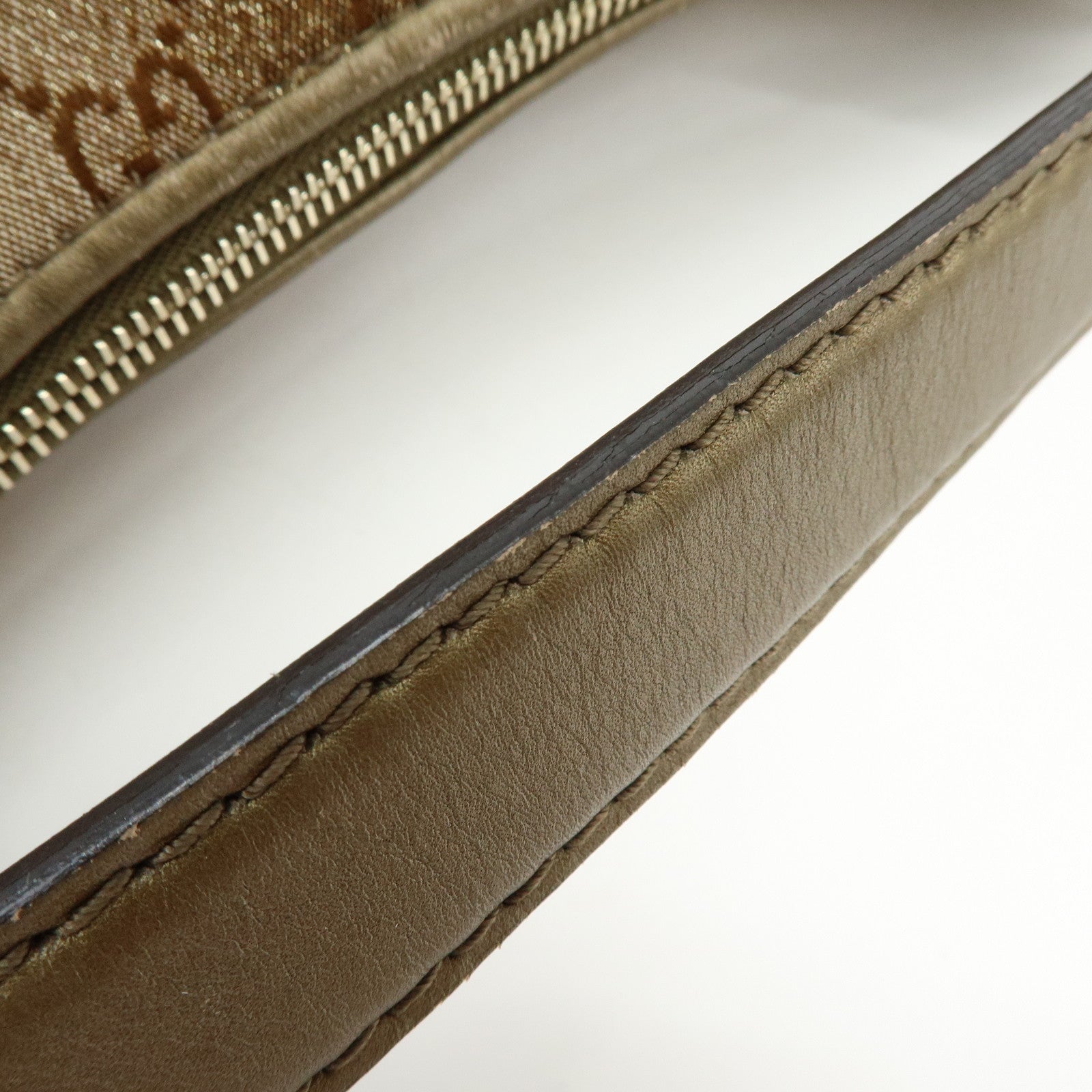 GUCCI Bamboo Lovely Heart Horsebit Shoulder Bag Beige Khaki 269959