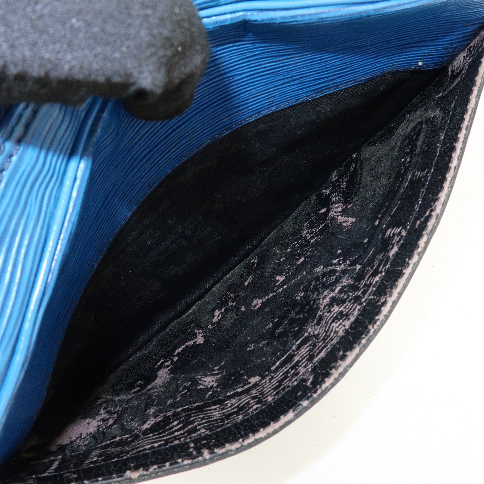 Louis Vuitton Epi Jeune Fille Shoulder Bag Toledo Blue M52155