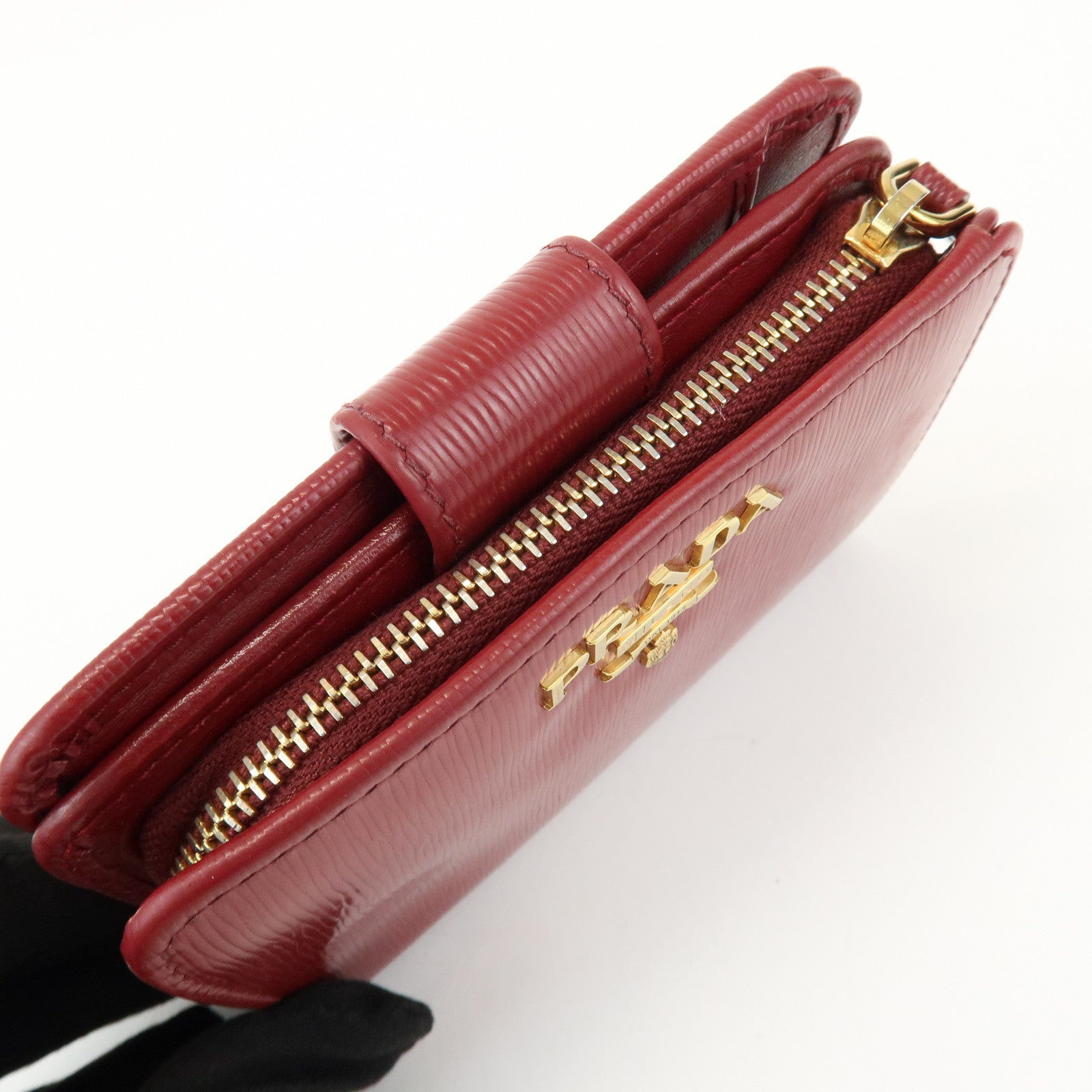 PRADA Vitello Move Leather Compact Bi-fold Wallet Red 1ML018