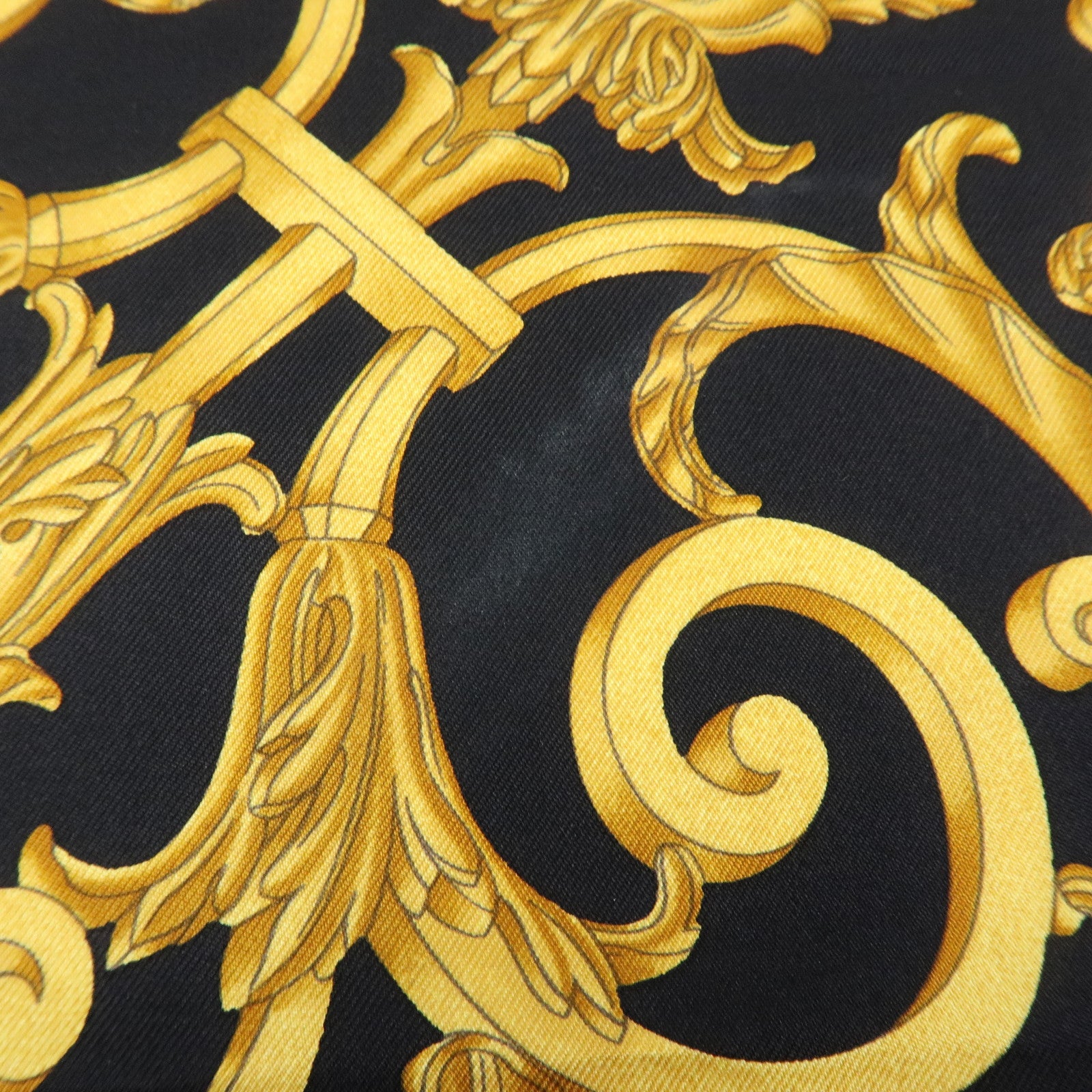 HERMES Carre 90 Silk 100% Scarf LES TUILERIES Black Gold
