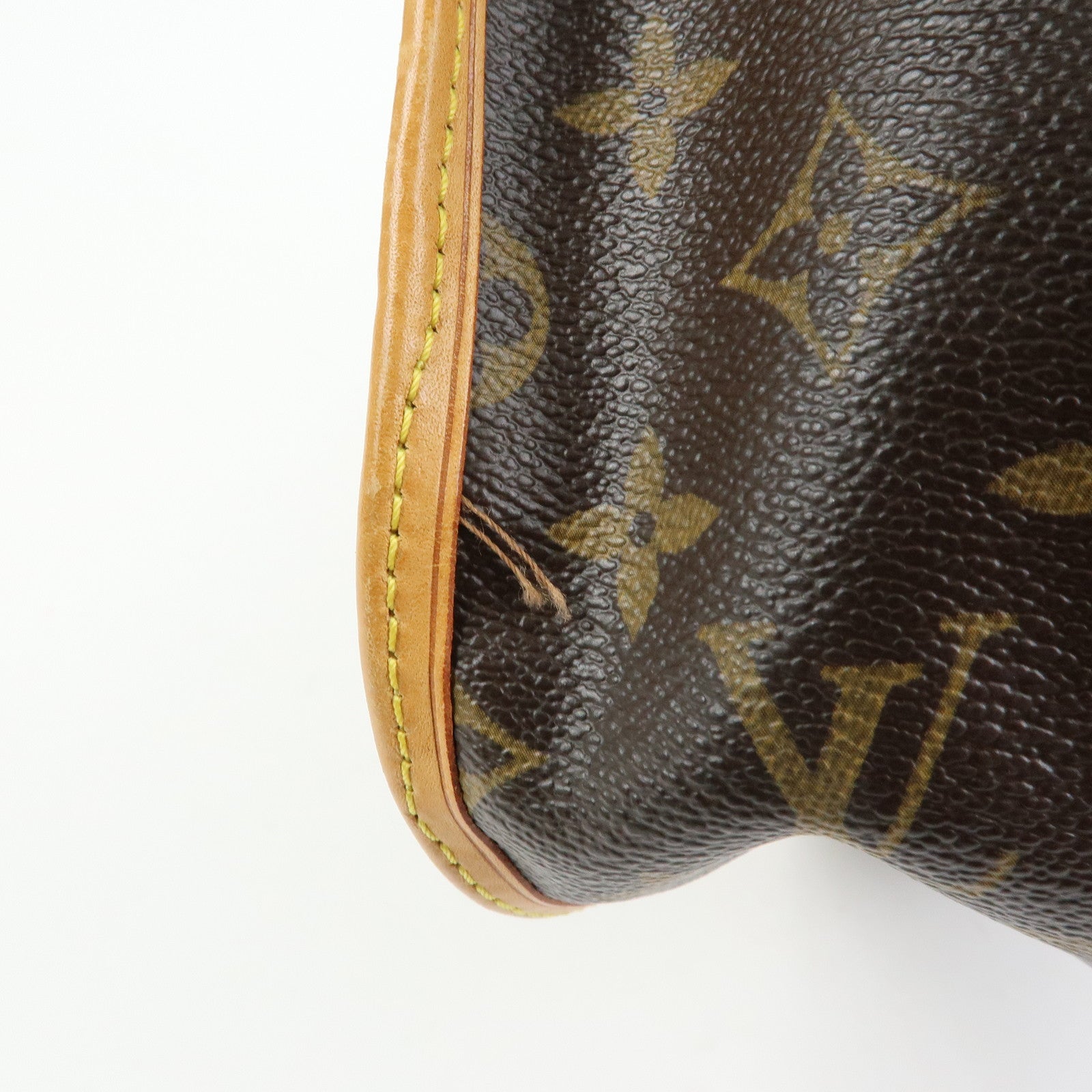 Louis Vuitton Monogram Messenger Bosphore PM Shoulder Bag M40106