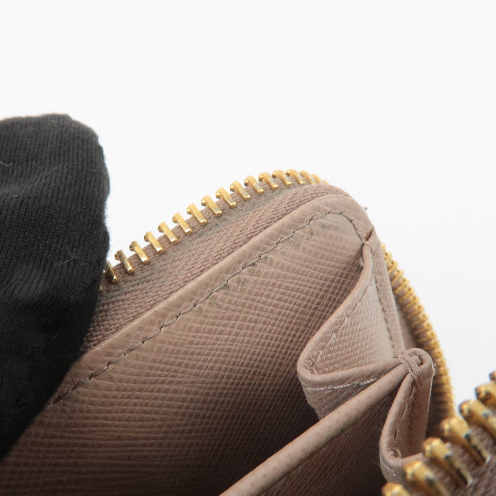 PRADA Logo Saffiano Leather Zippy Coin Case Pink Beige 1ML025 Used