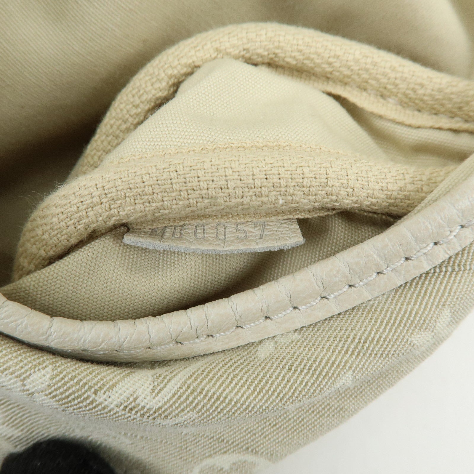 Louis Vuitton Monogram Mini Lin Saumur 30 Shoulder Bag Dune M95314