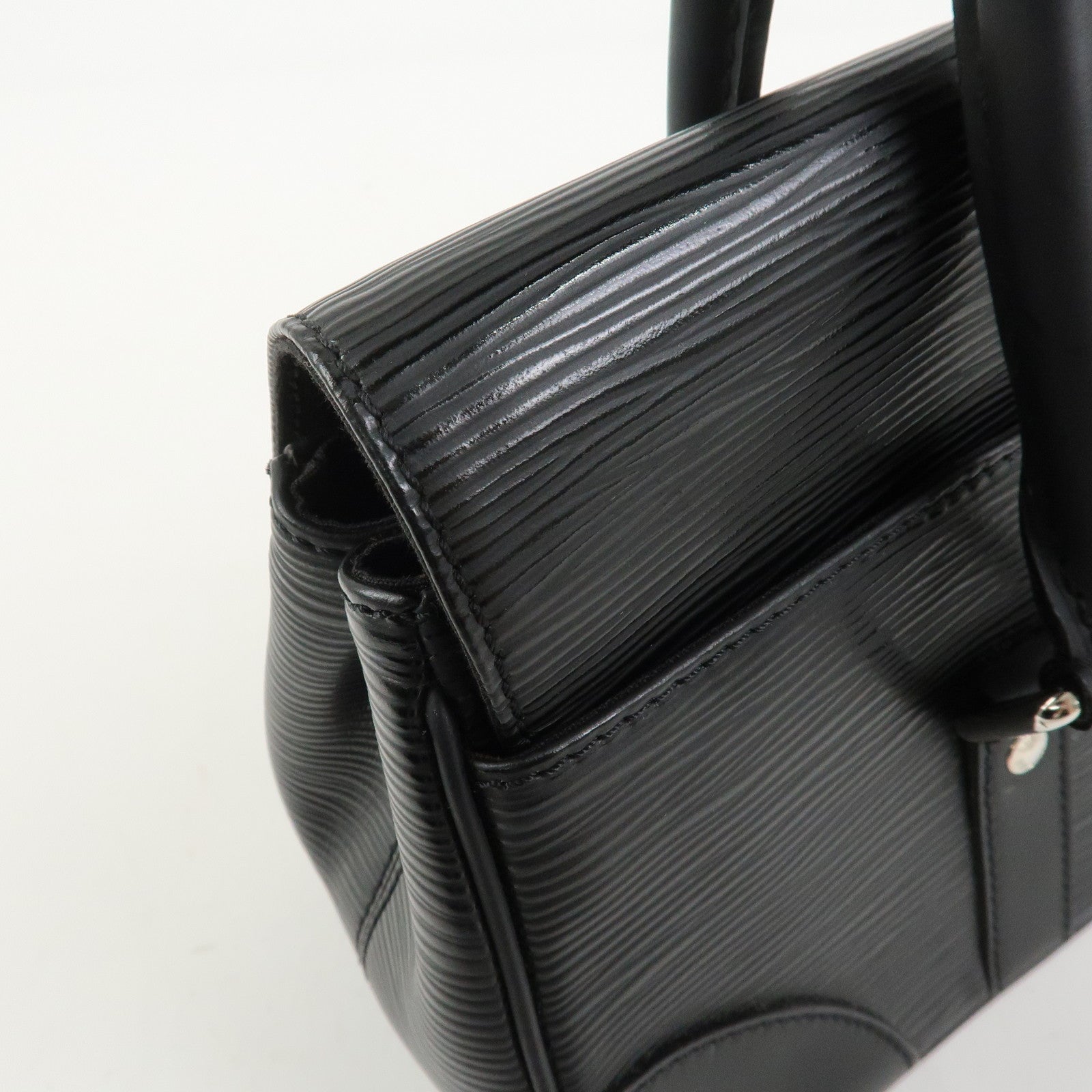 Louis Vuitton Epi Segur PM Hand Bag Noir Black M58822