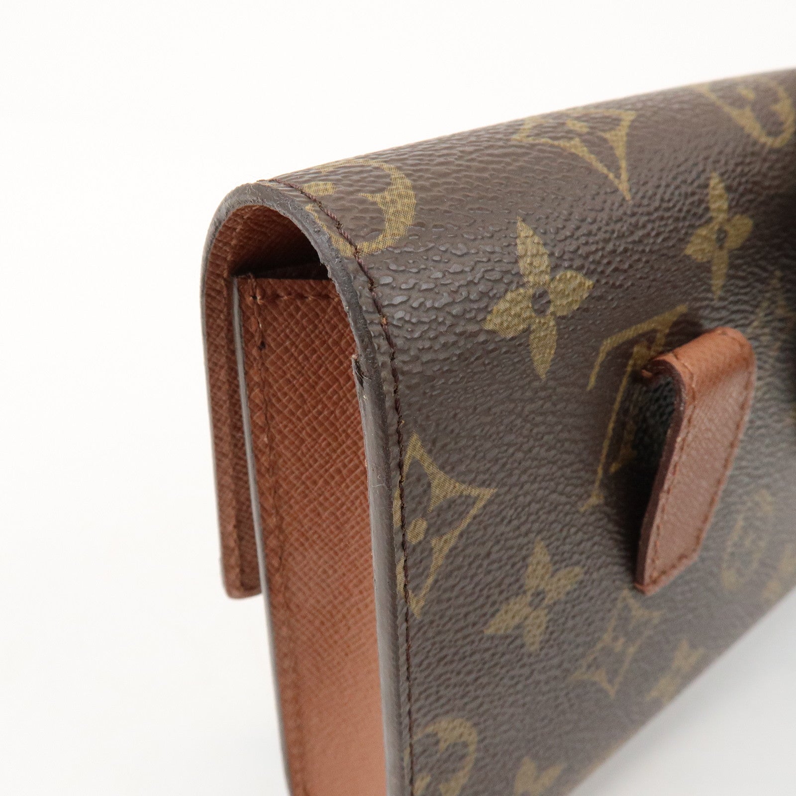 Louis Vuitton Monogram Pochette Arche Canvas Waist Bag M5197M