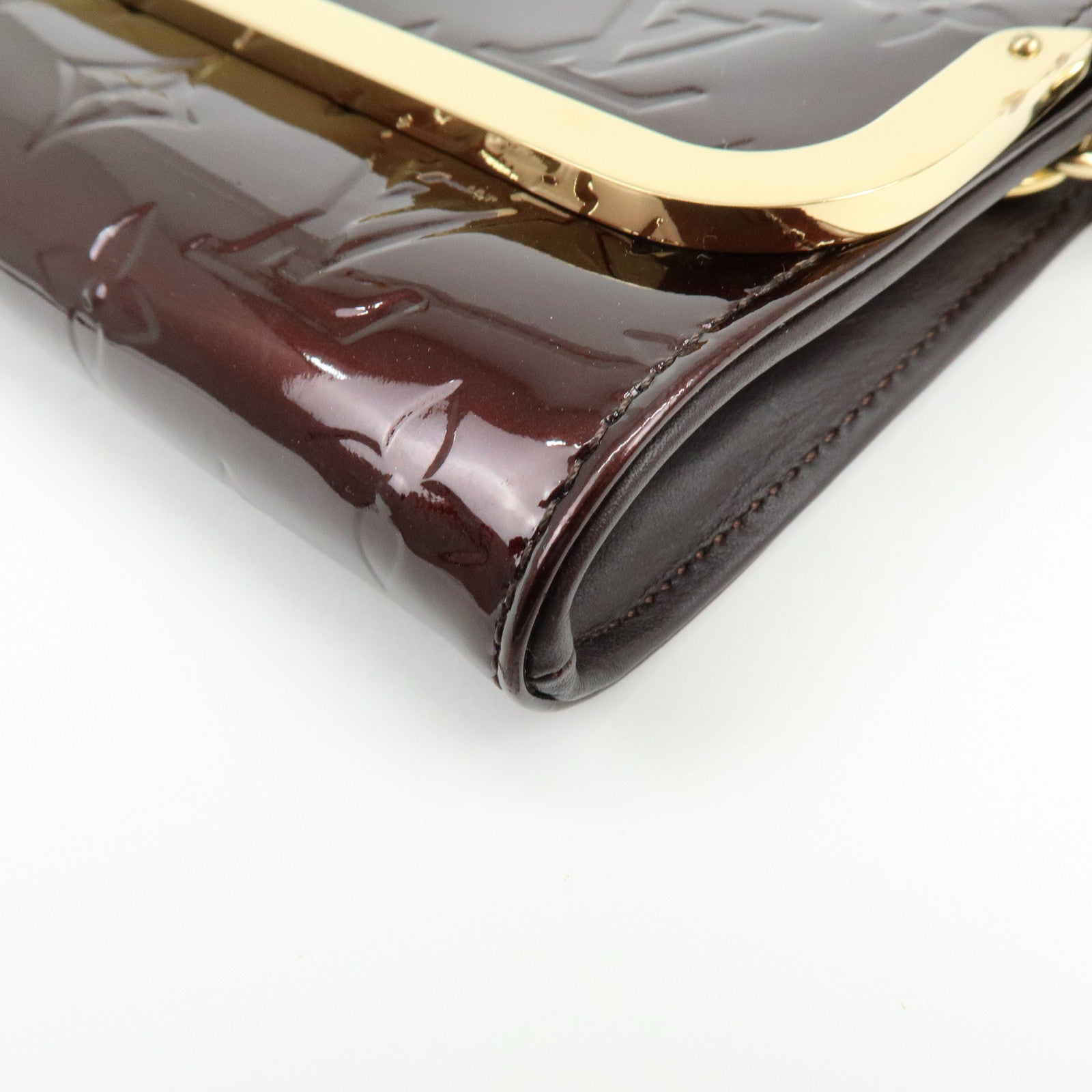 Louis Vuitton Monogram Vernis Leather Rossmore MM Hand Bag M91549