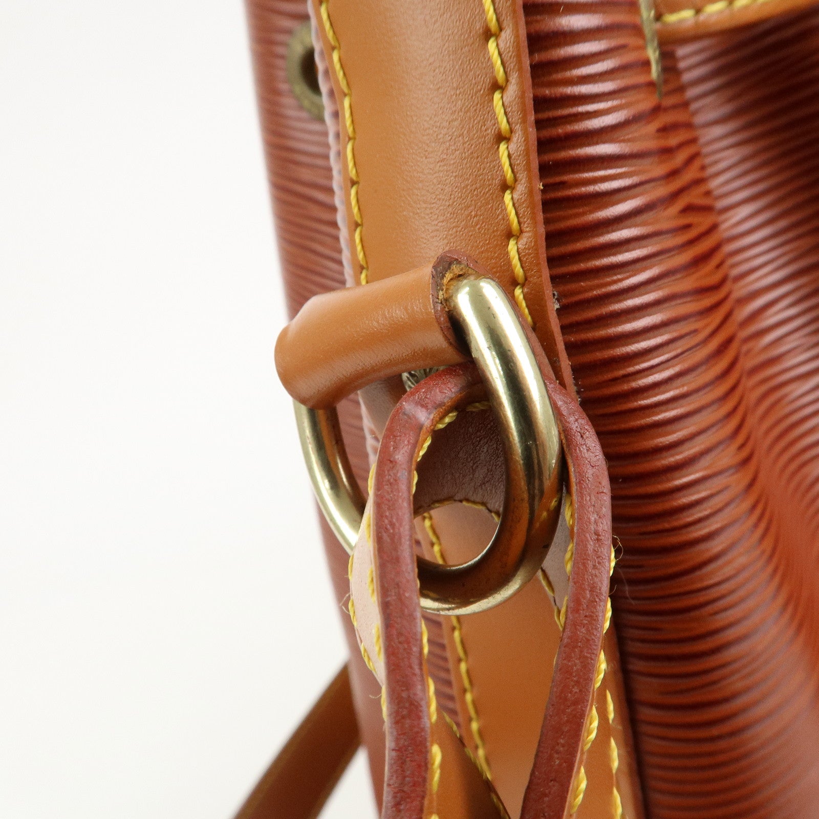 Louis Vuitton Epi Noe Leather Shoulder Bag Kenya Brown M44003