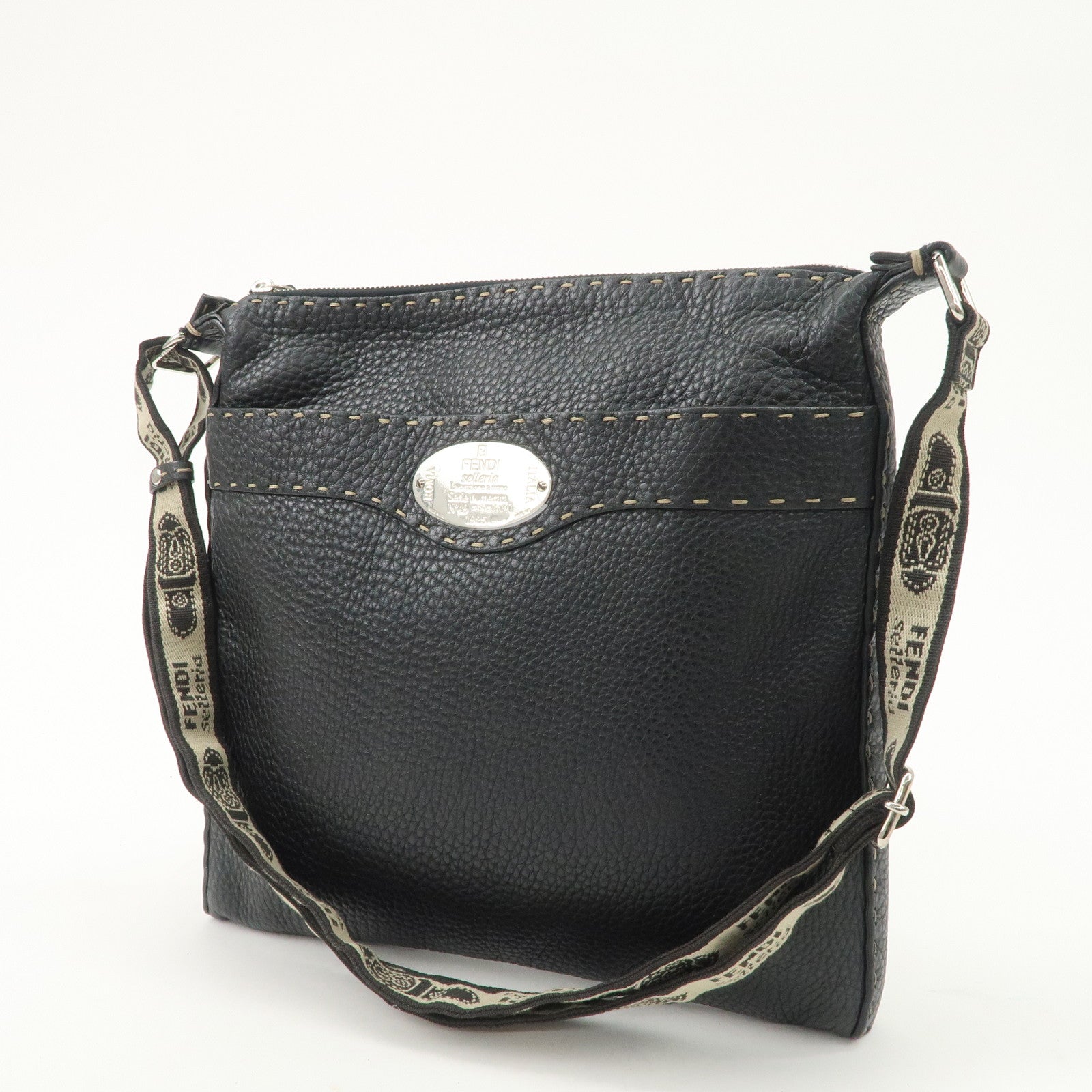 FENDI Selleria Leather Shoulder Bag Crossbody Bag Black 8BT109 Used