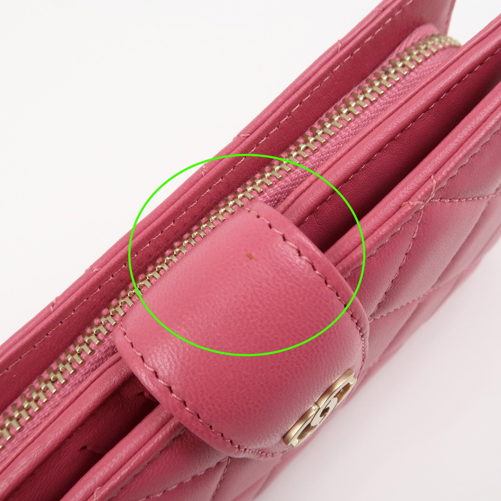 CHANEL Matelasse Lamb Skin Bi-fold Wallet Purse Pink