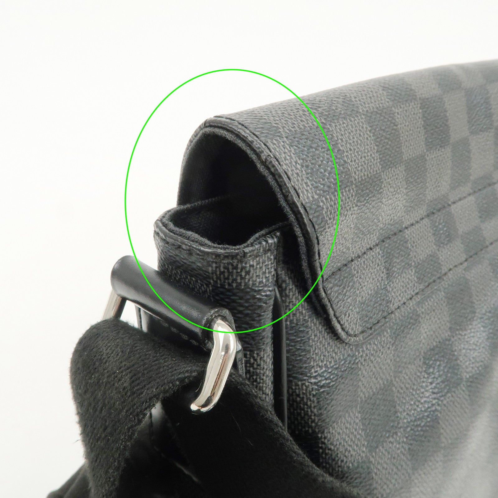 Louis Vuitton Damier Graphite District PM Shoulder Bag Noir N41260