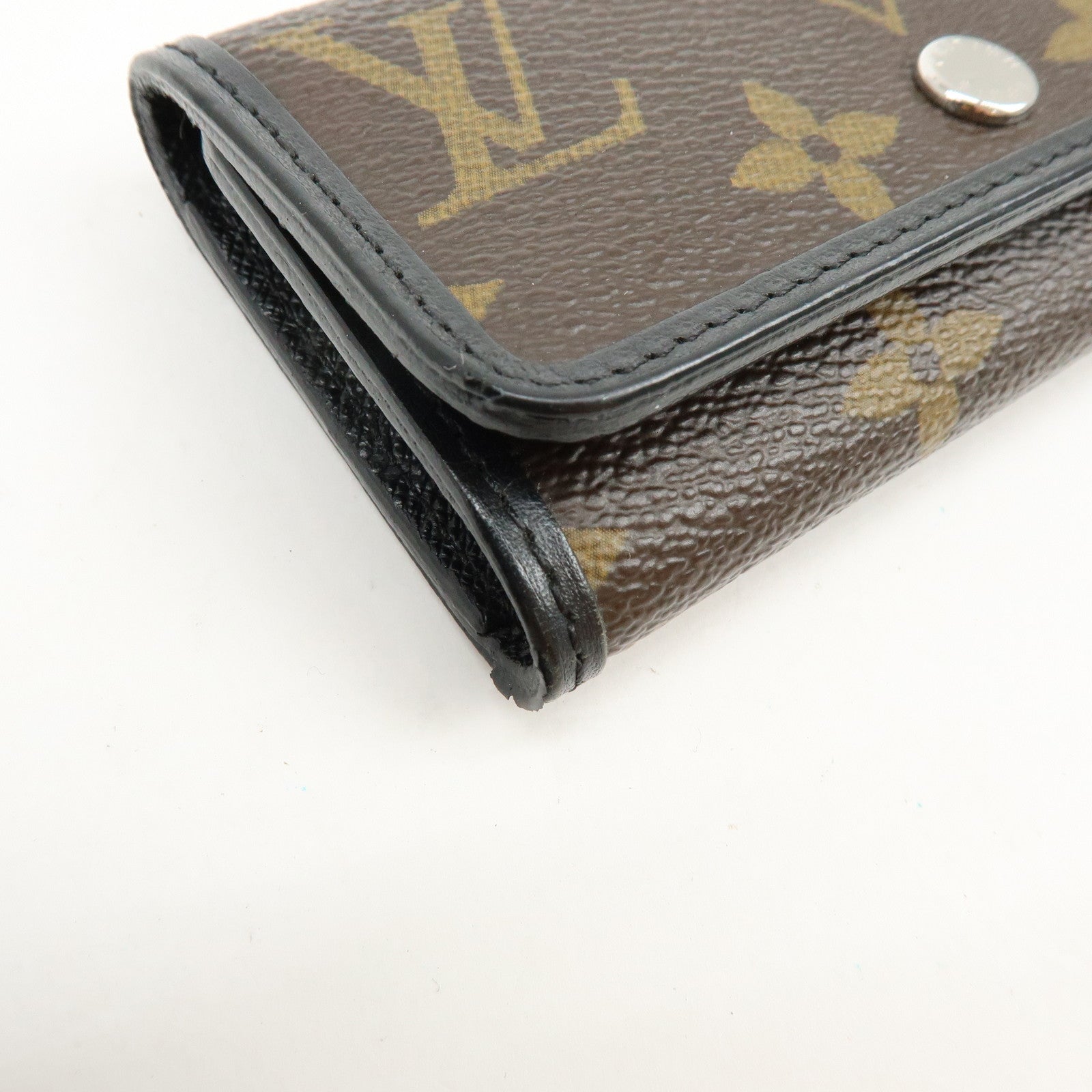 Louis Vuitton Monogram Canvas Maccasar Multicles 6 Key Case M60165