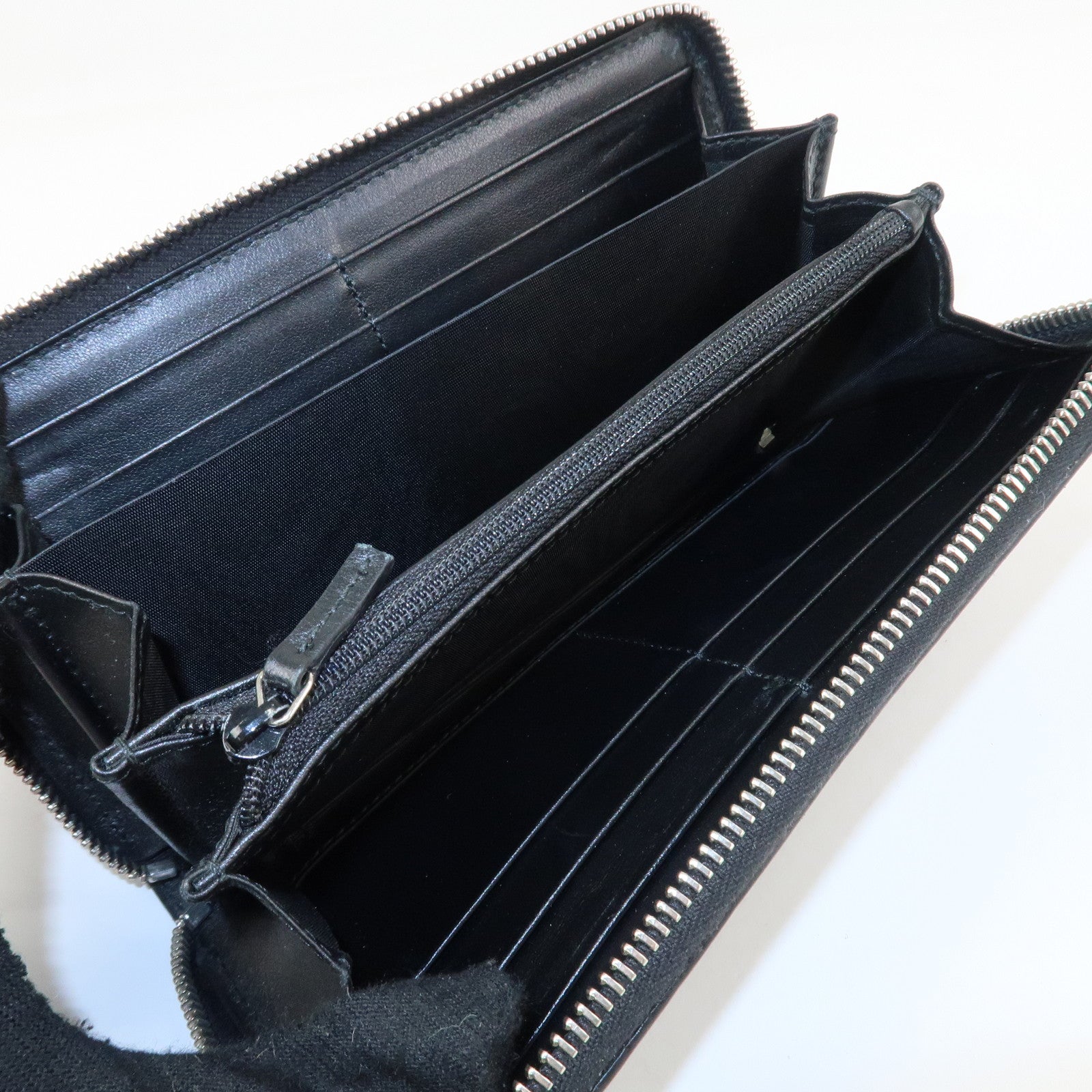 GUCCI Blade Embroidery Leather Zip Around Long Wallet Black Used