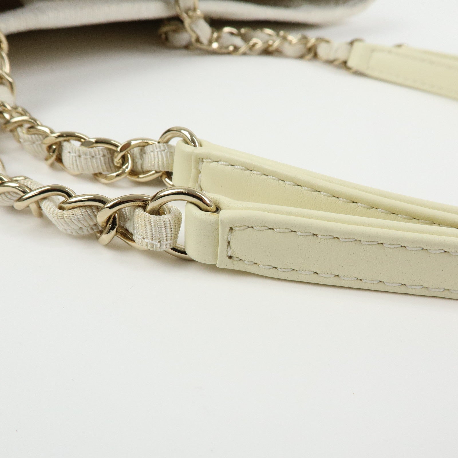 CHANEL Deauville MM Straw Leather Tote Shoulder Bag White A67001