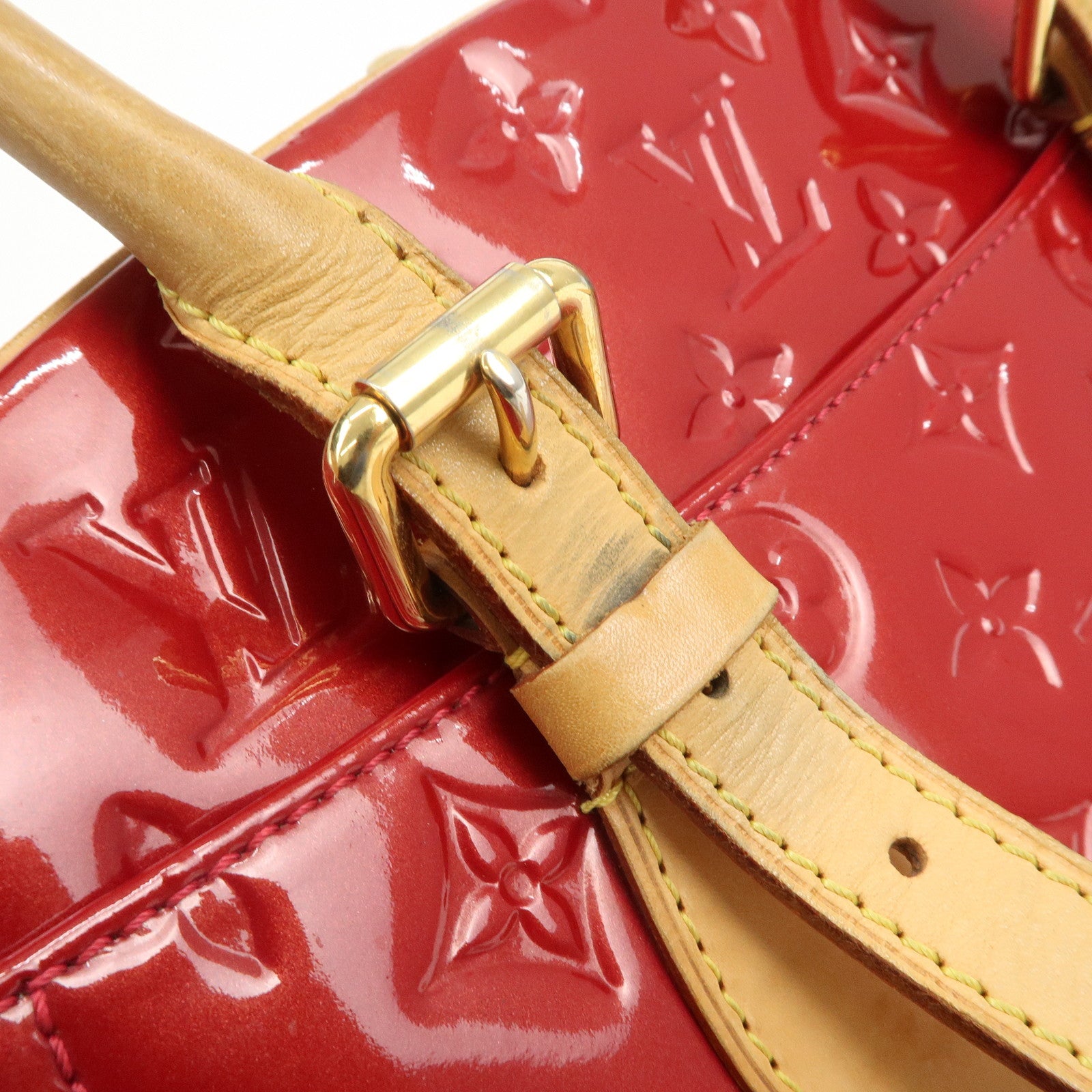 Louis Vuitton Monogram Vernis Summit Drive Hand Bag Red M93513