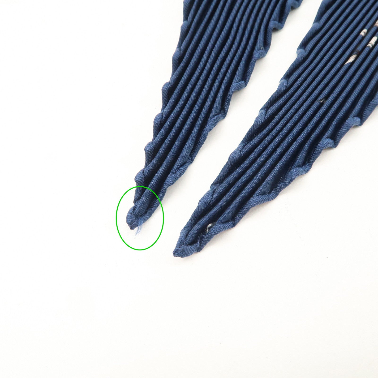 HERMES Silk 100% Pleats Carre Scarf L'ATLANTiDE Navy Red Used