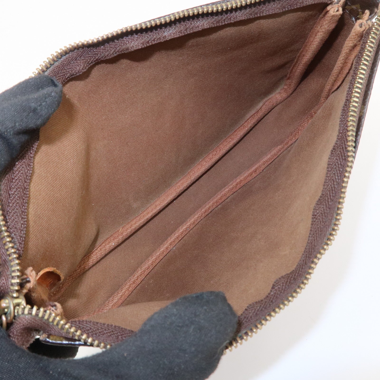Louis Vuitton Monogram Cherry Pochette Accessoires Pouch M95008
