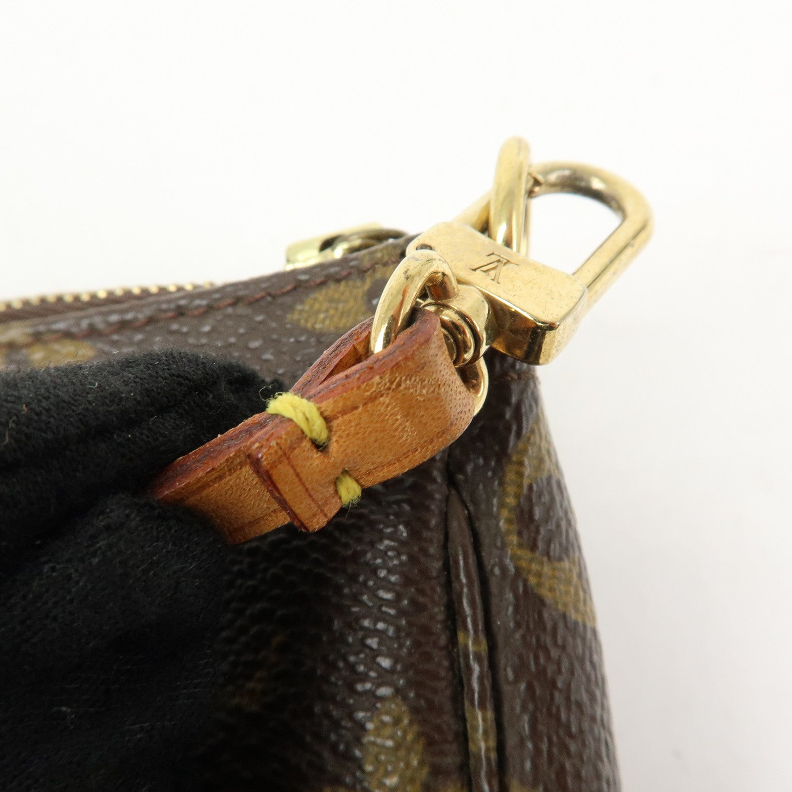 Louis Vuitton Monogram Pochette Accessoires Pouch Hand Bag M51980