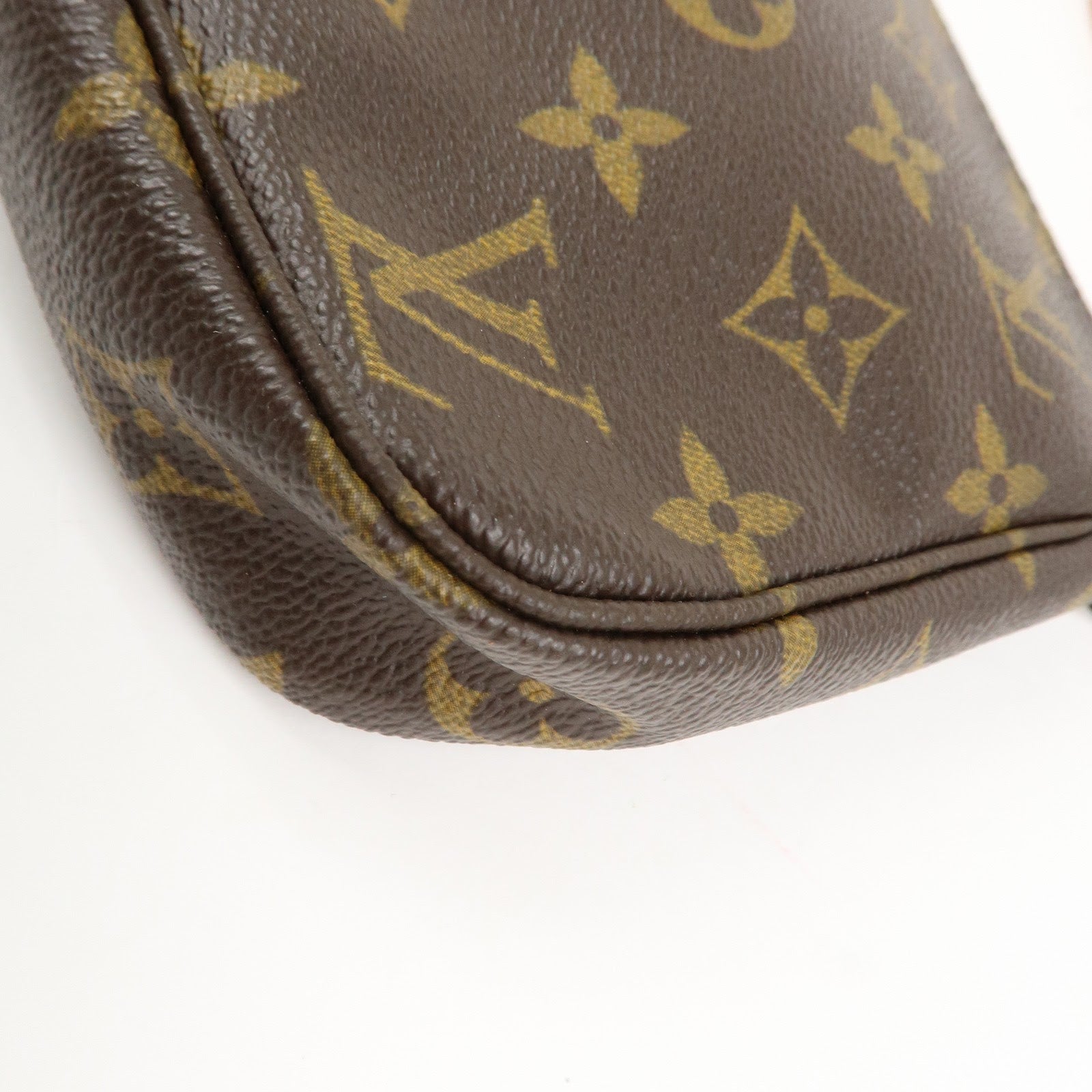 Louis Vuitton Monogram Pochette Accessoires Hand Bag Brown M51980