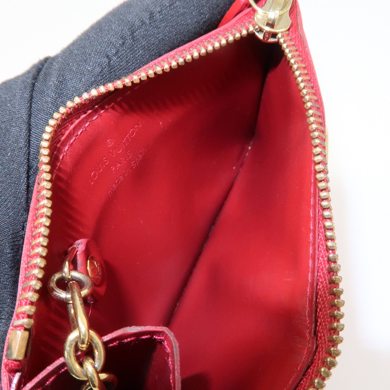 Louis Vuitton Monogram Vernis Pochette Cles NM Cerise M90214