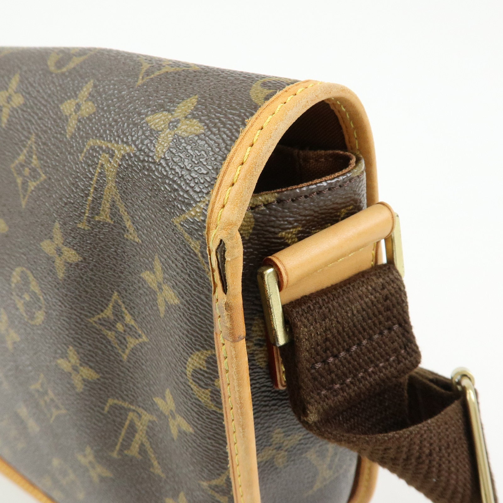 Louis Vuitton Monogram Messenger Bosphore PM Shoulder Bag M40106