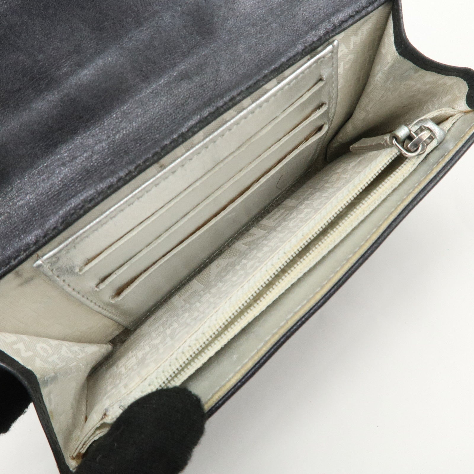 CHANEL Icon Line COCO Mark Lamb Skin Bi-fold Wallet Black Used