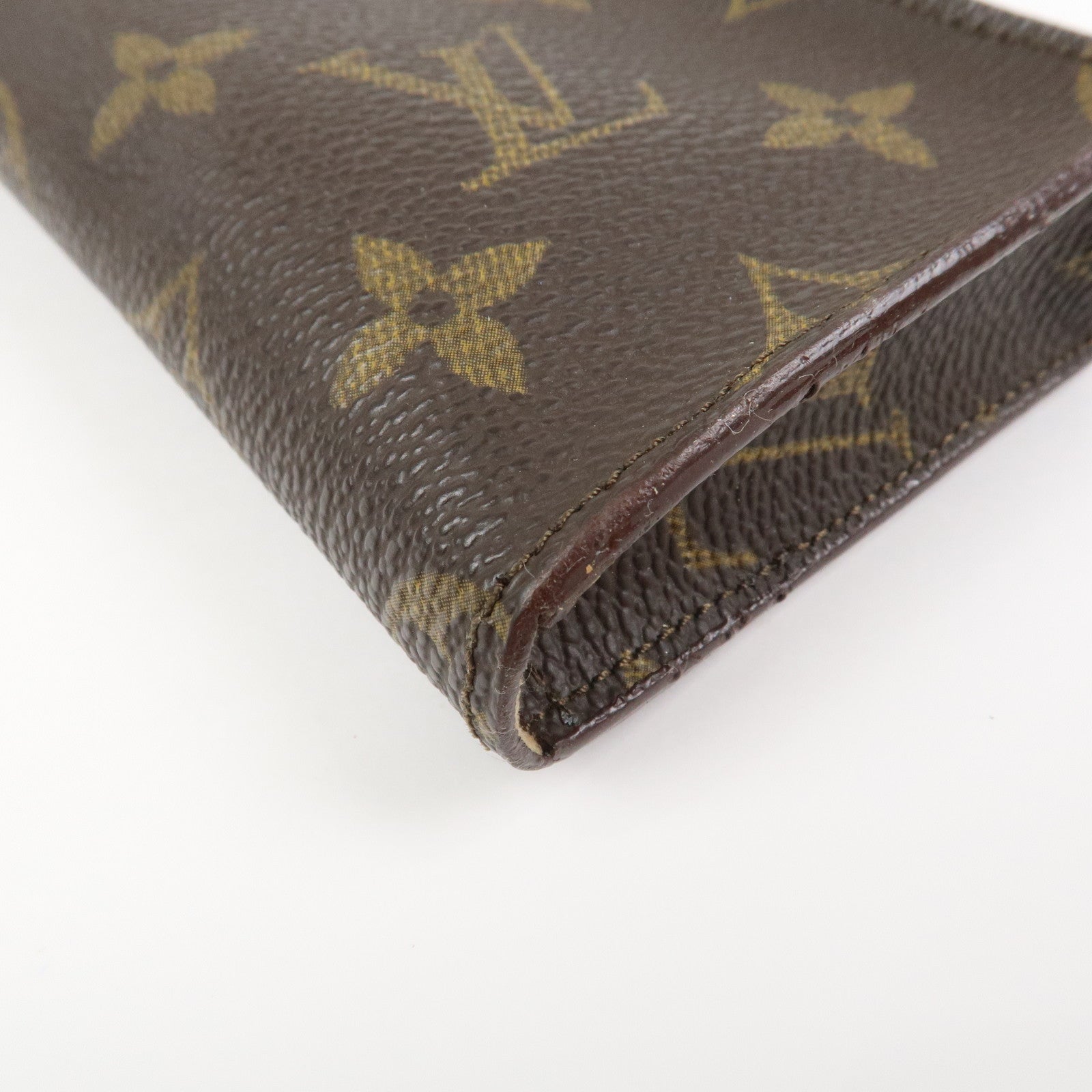 Louis Vuitton Monogram etui a lunettes Simple Glasses Case M62962