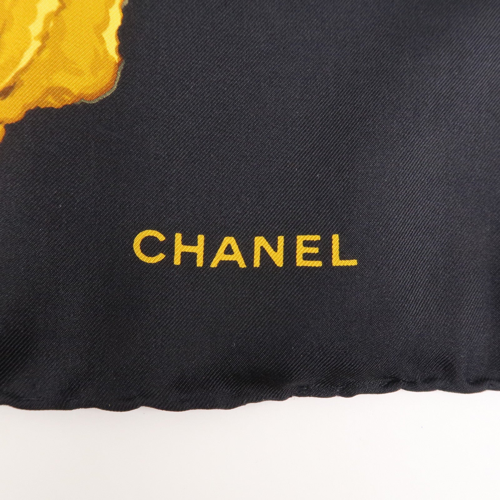 CHANEL Silk 100% Flower Chain Print Scarf Black Gold