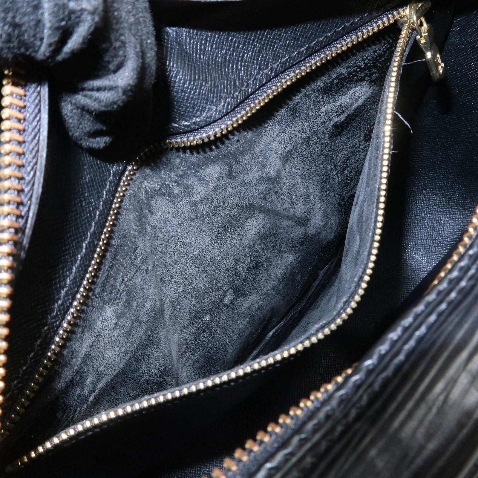 Louis Vuitton Epi Jeune Fille Shoulder Bag Noir M52152