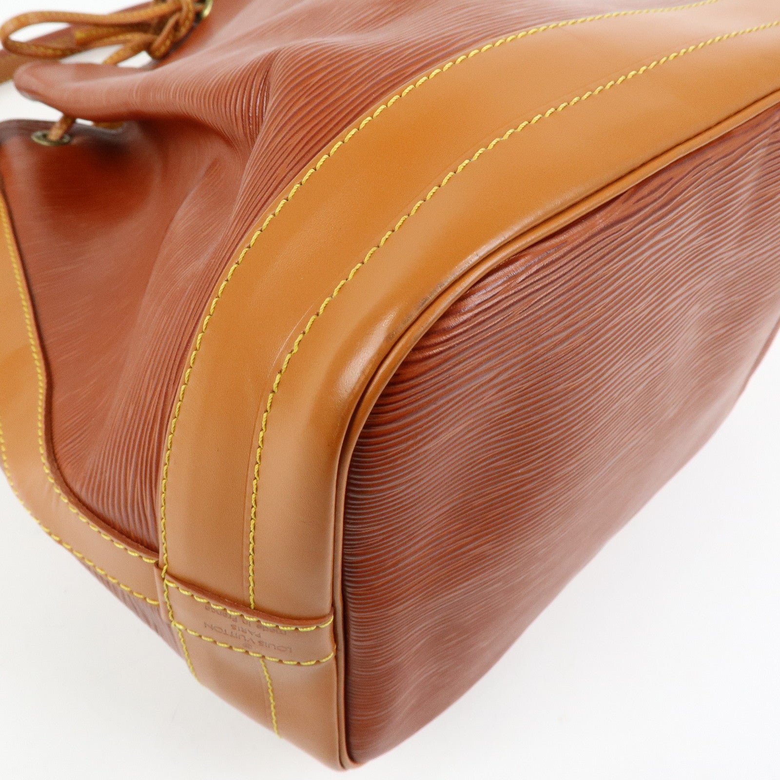 Louis Vuitton Epi Noe Bi-Color Shoulder Bag Kenya Brown M44028