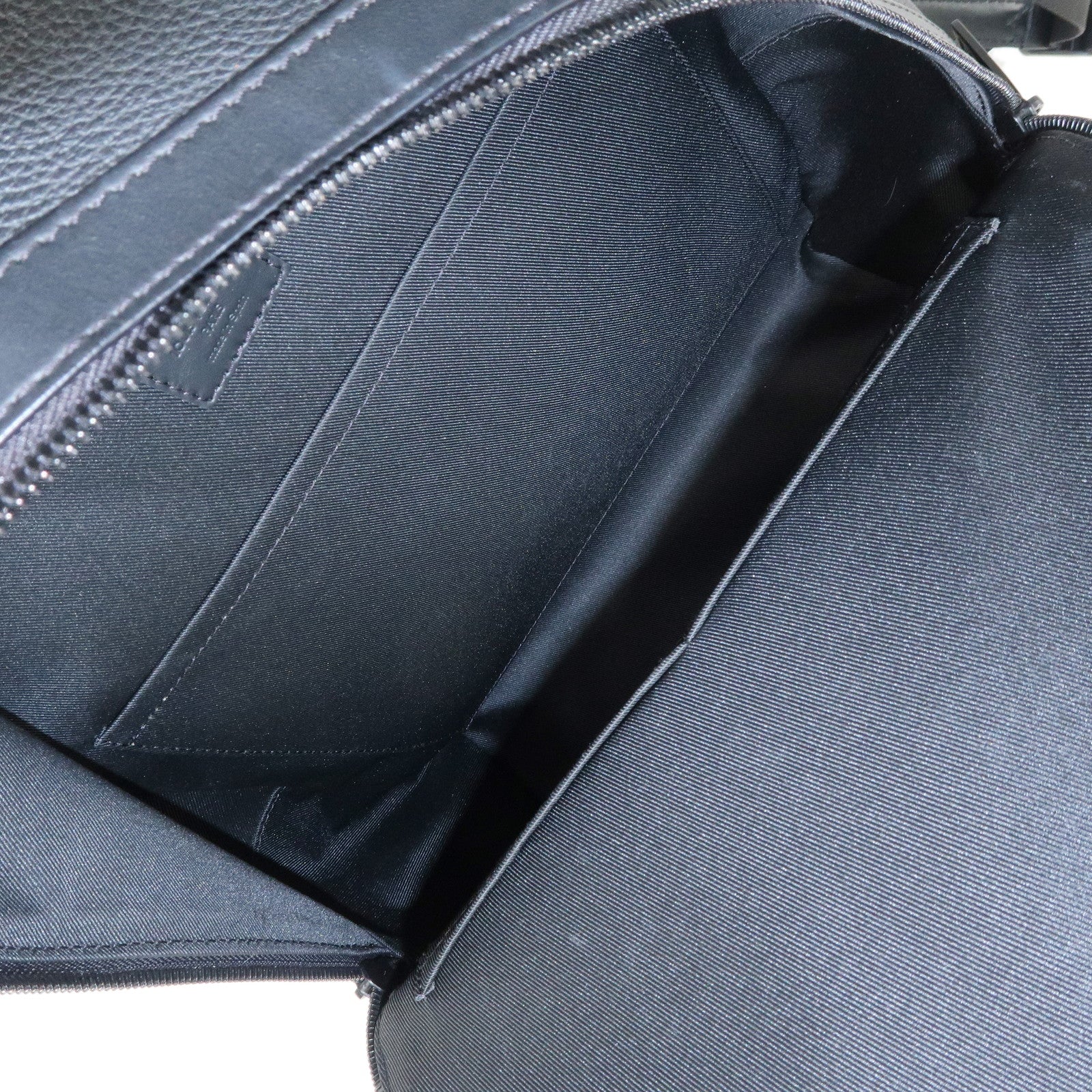 Louis Vuitton Aerogram Leather Takeoff Backpack Noir M57079