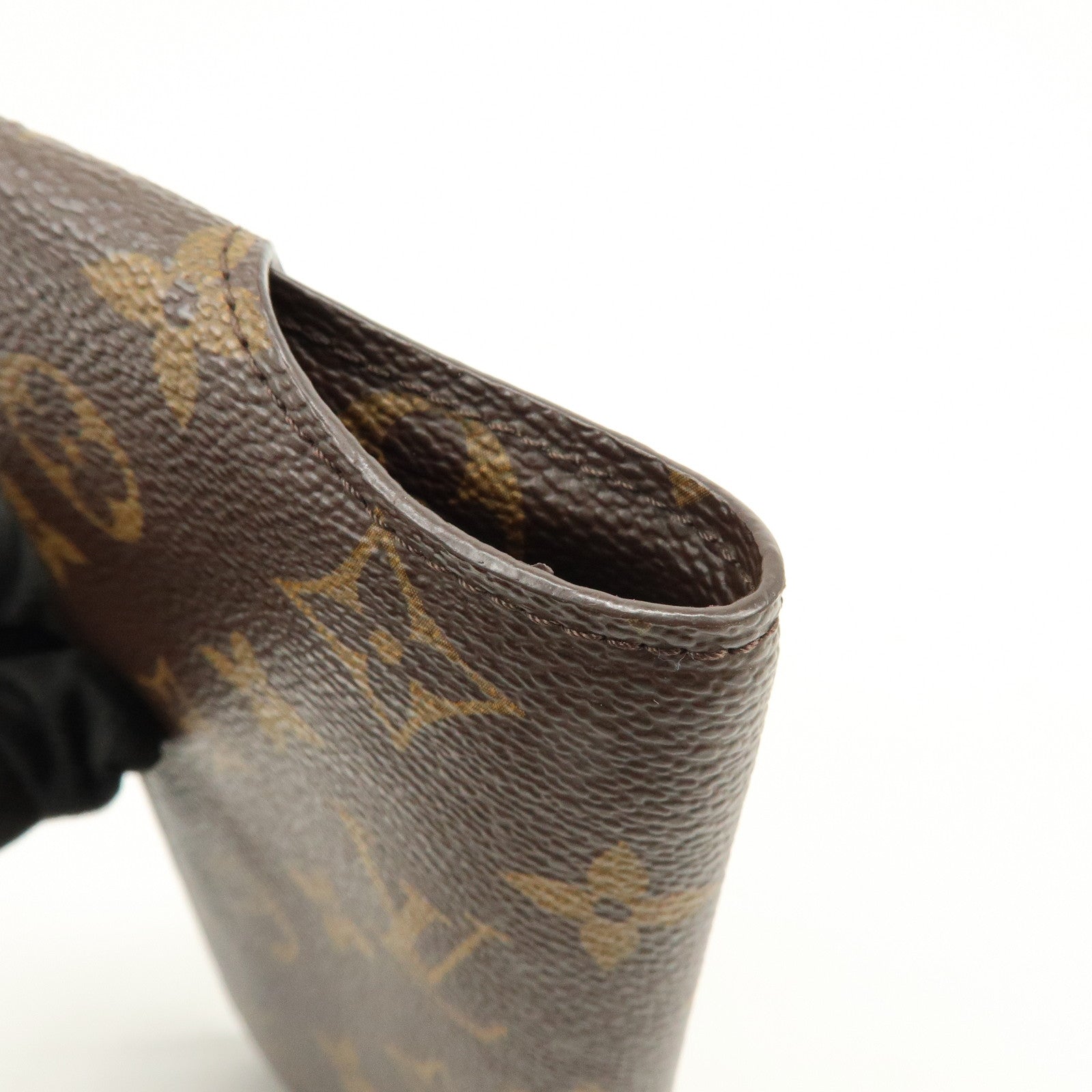 Louis Vuitton Monogram Etu i Lunettes MM Sunglasses Case M66544