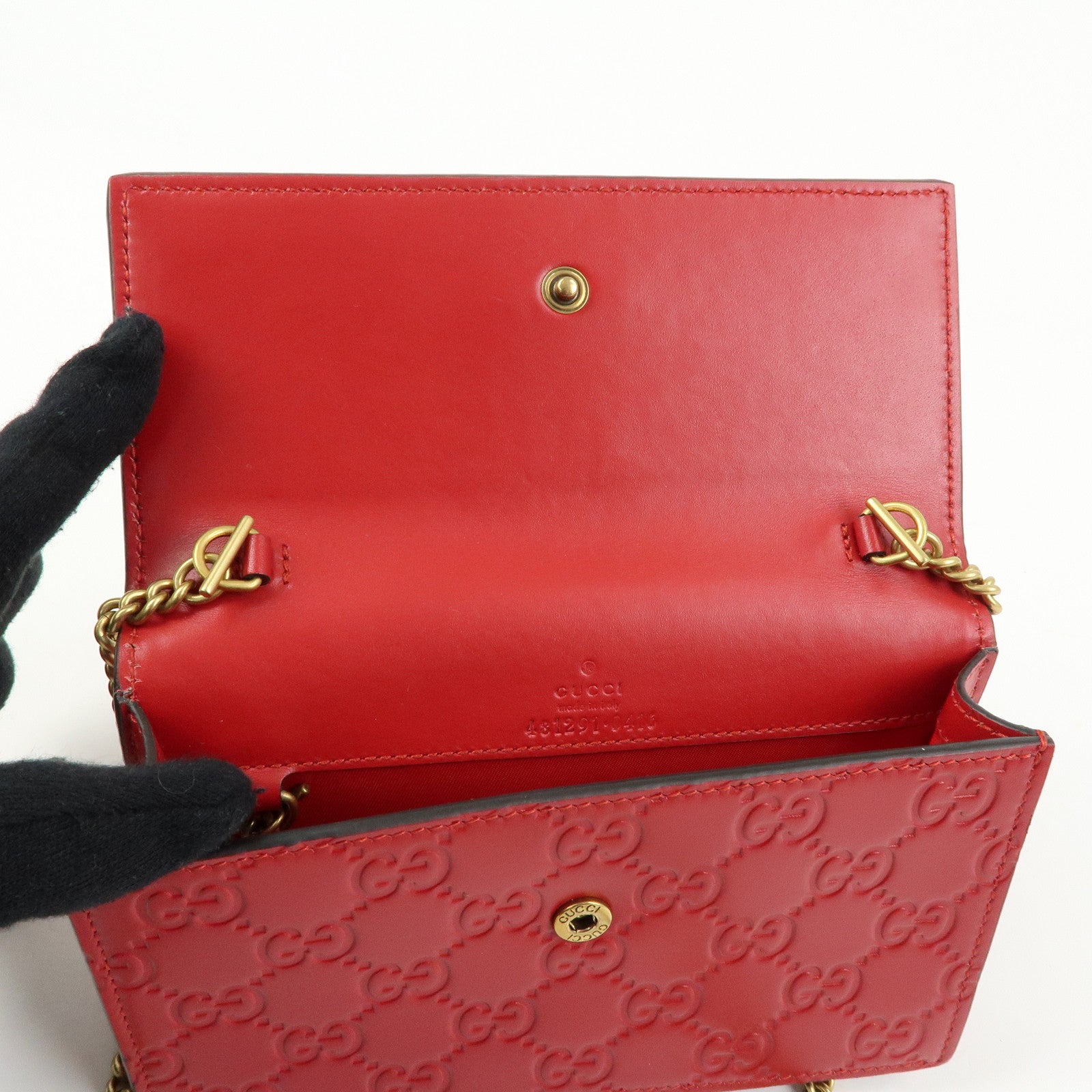 GUCCI Interlocking G Guccissima Chain Shoulder Bag Cherry 481291